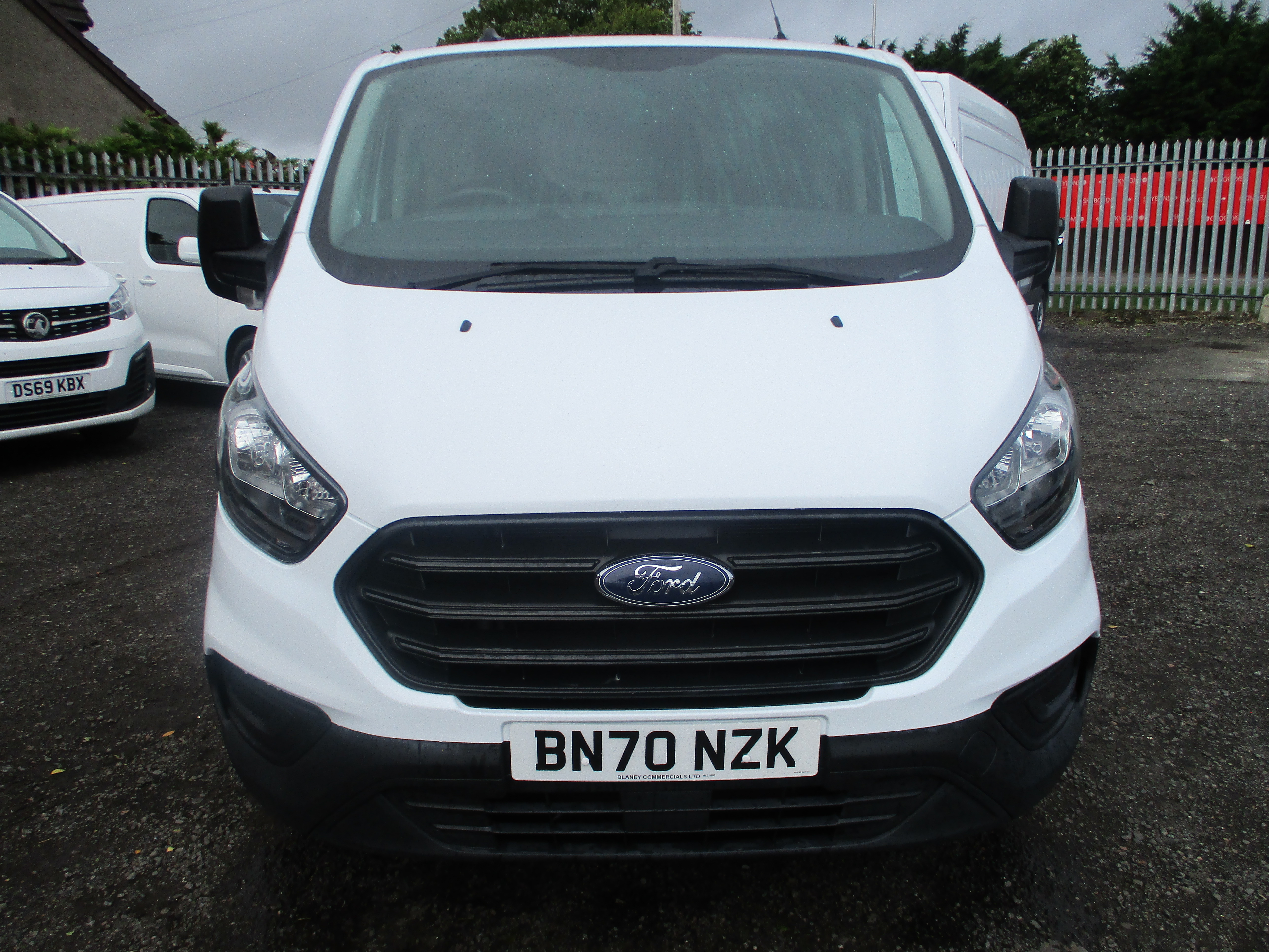 Ford Custom 300 L1H1 2.0 EcoBlue 105PS Leader Panel Van with AIR CON   ( REDUCED TO GO !! )