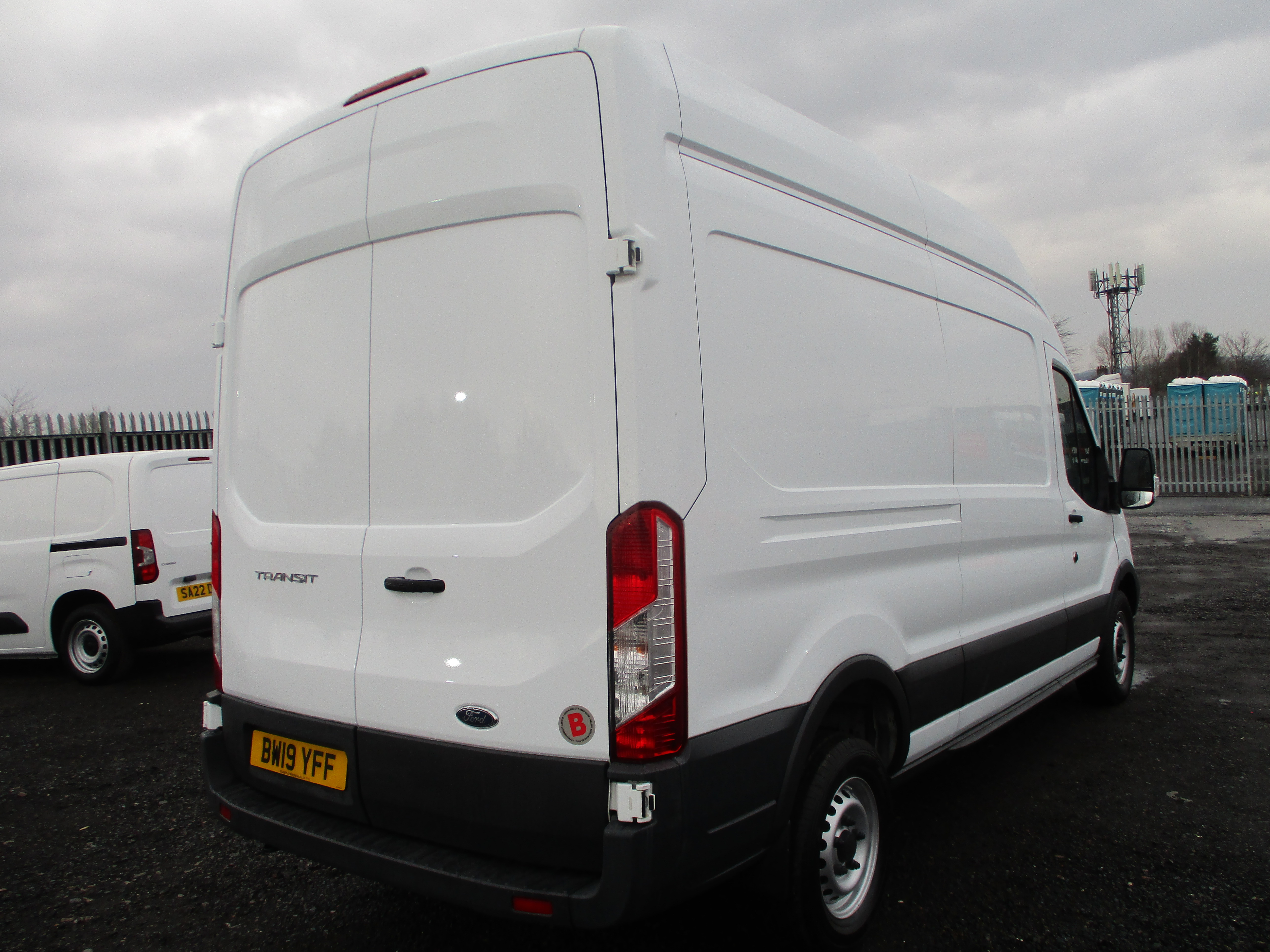 Ford Transit 350 L3H3 2.0TDCI 130PS LWB Hi Roof Panel Van with AIR CON