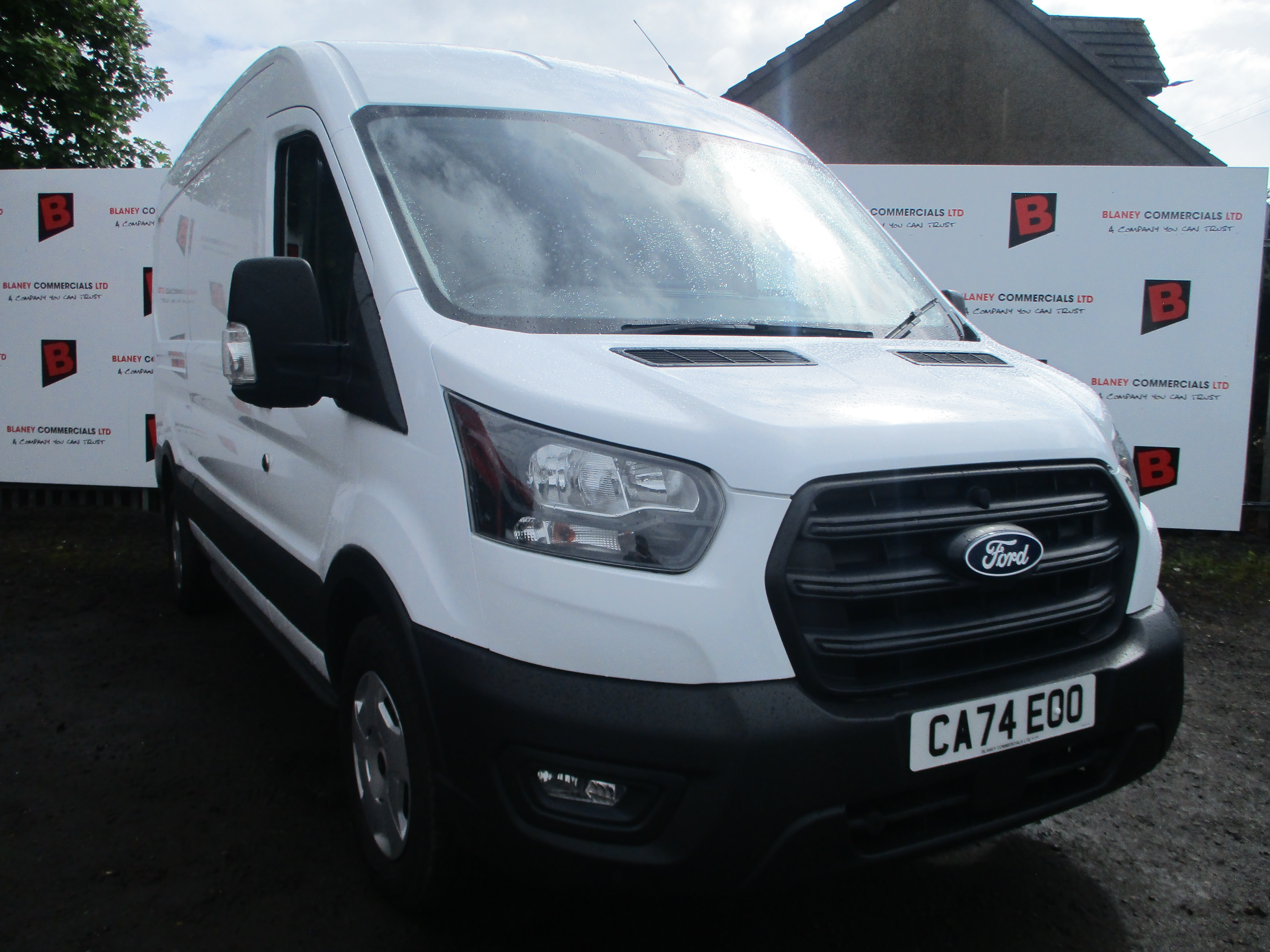Ford Transit 350 L3H2 2.0 EcoBlue LWB Medium Roof 130PS Trend Panel Van