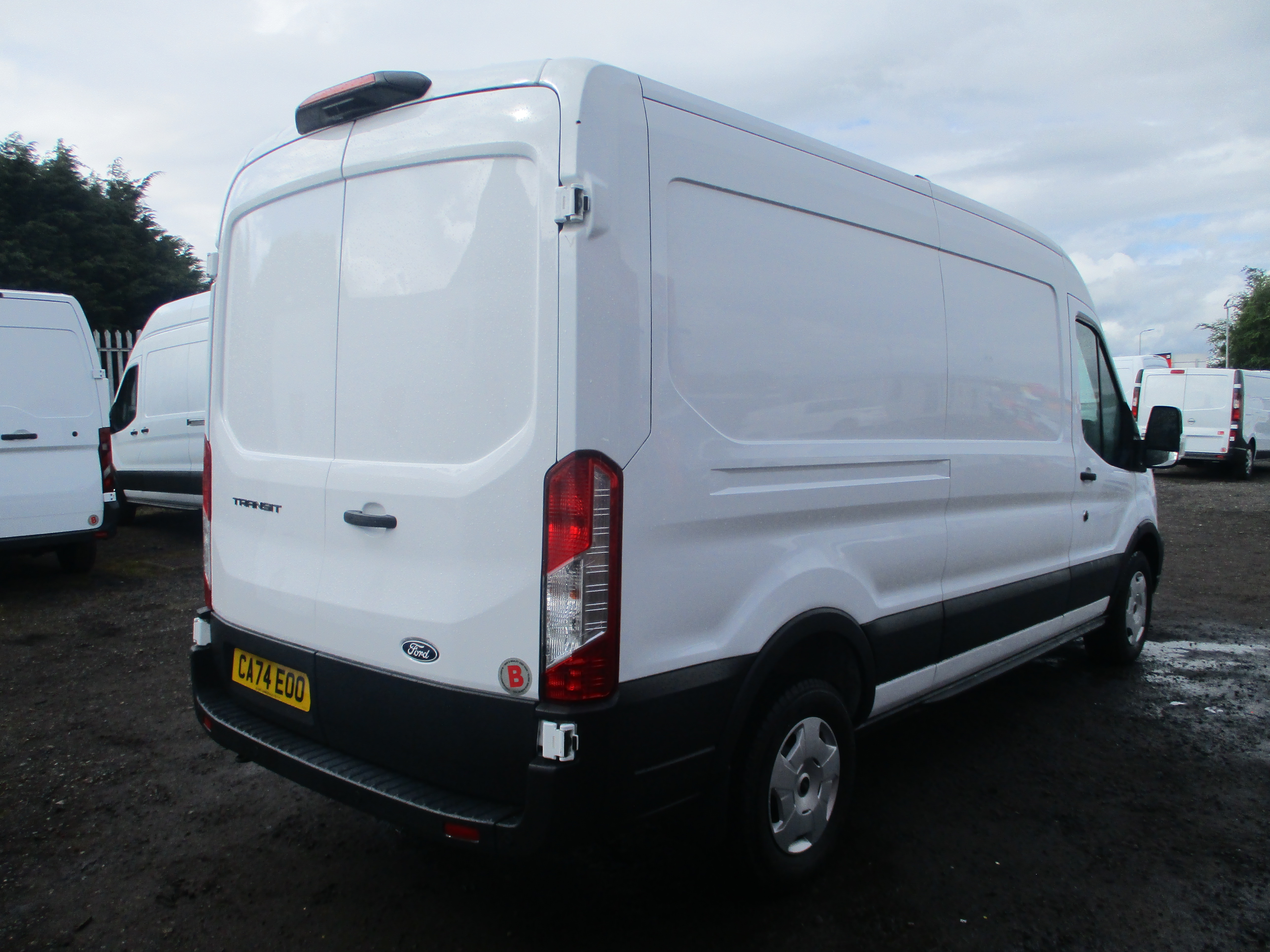 Ford Transit 350 L3H2 2.0 EcoBlue LWB Medium Roof 130PS Trend Panel Van