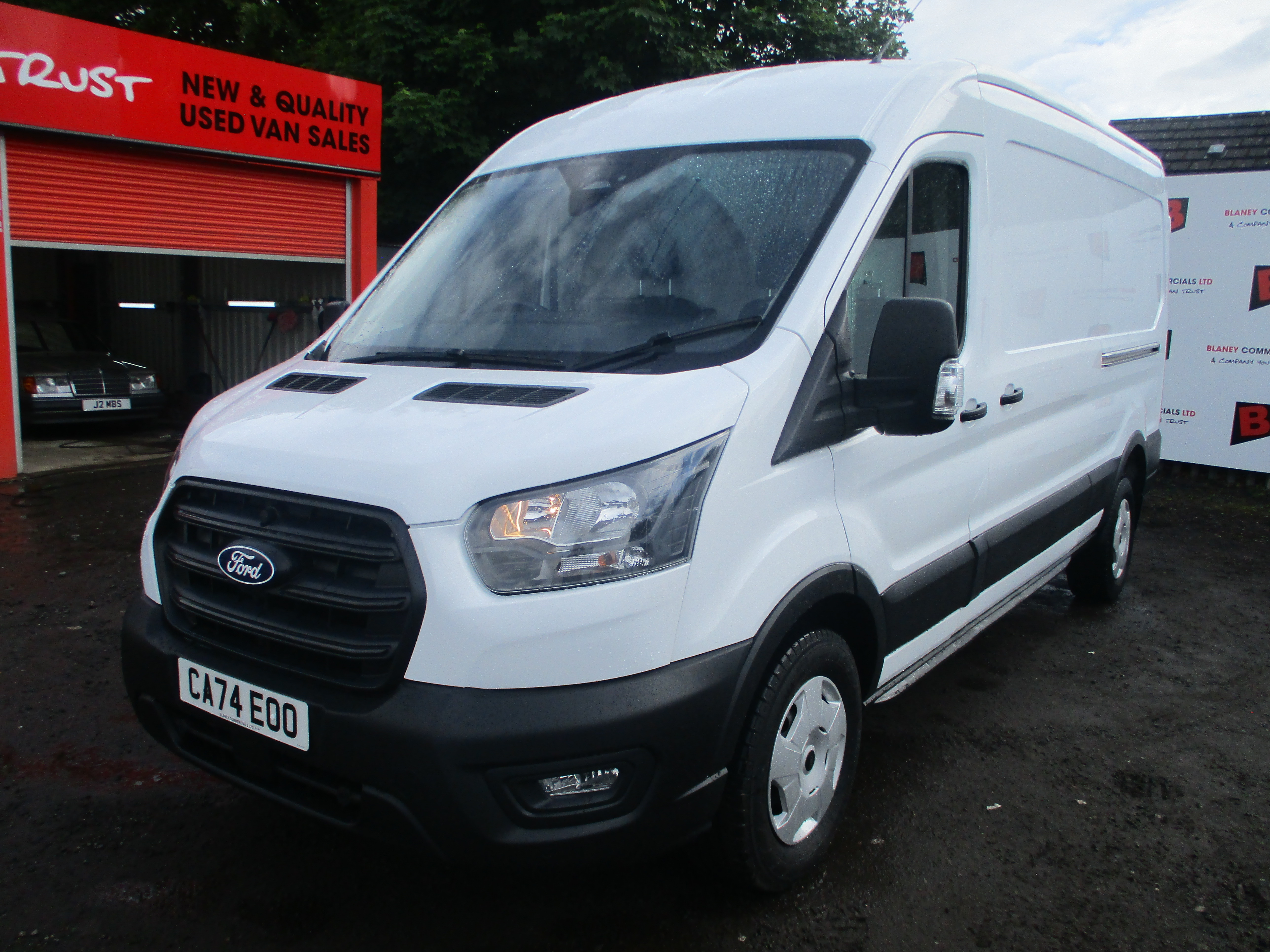 Ford Transit 350 L3H2 2.0 EcoBlue LWB Medium Roof 130PS Trend Panel Van