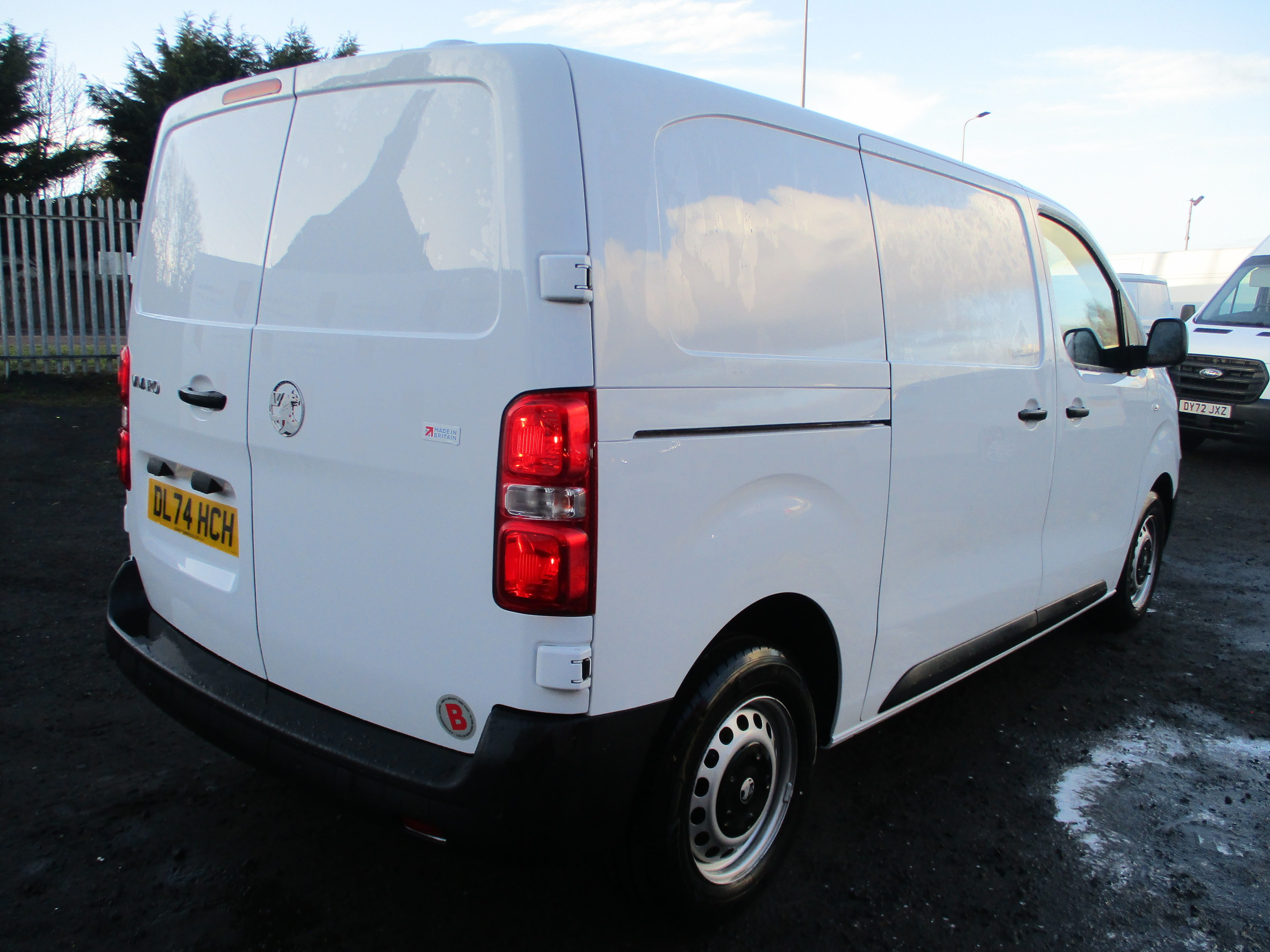 Vauxhall Vivaro 2900 L1H1 1.5TD 120PS Prime Van (NICE SPEC)