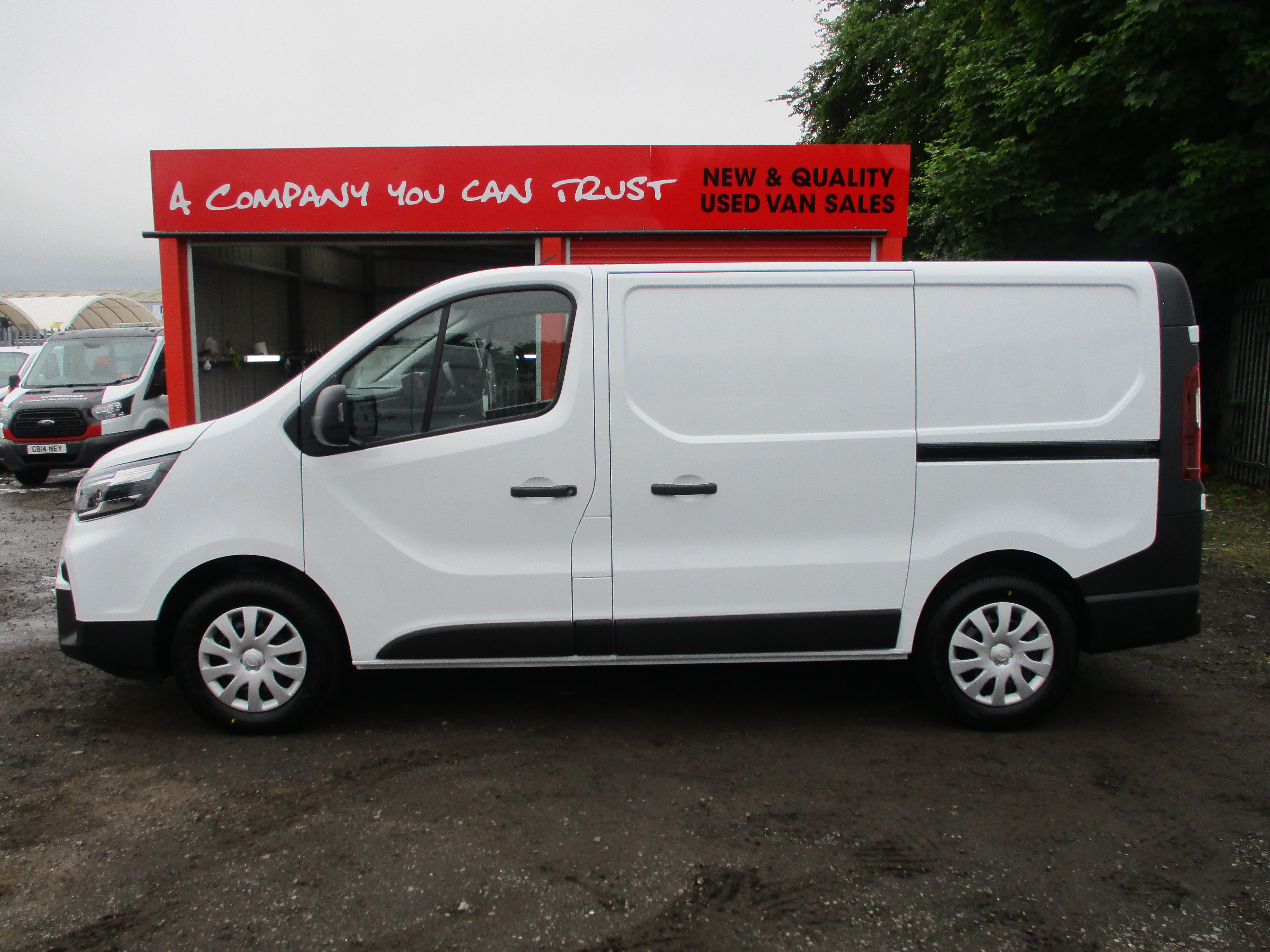 Nissan Primaster L1 2.0 dCi 110PS Acenta Panel Van (5 YEAR WARRANTY) CHOICE OF 3 READY TO GO !!!