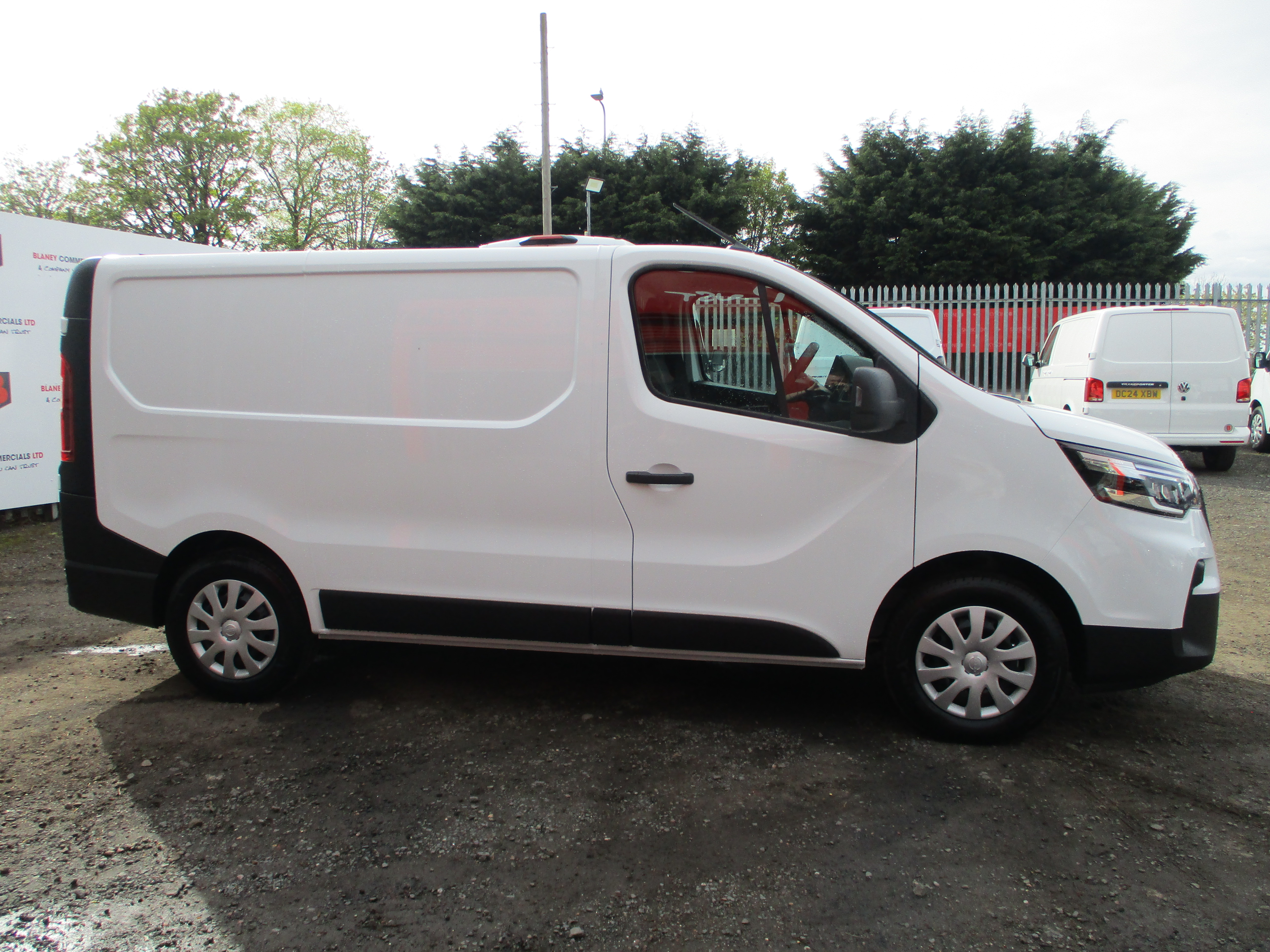 Nissan Primaster L1 2.0 dCi 110PS Acenta Panel Van (5 YEAR WARRANTY)