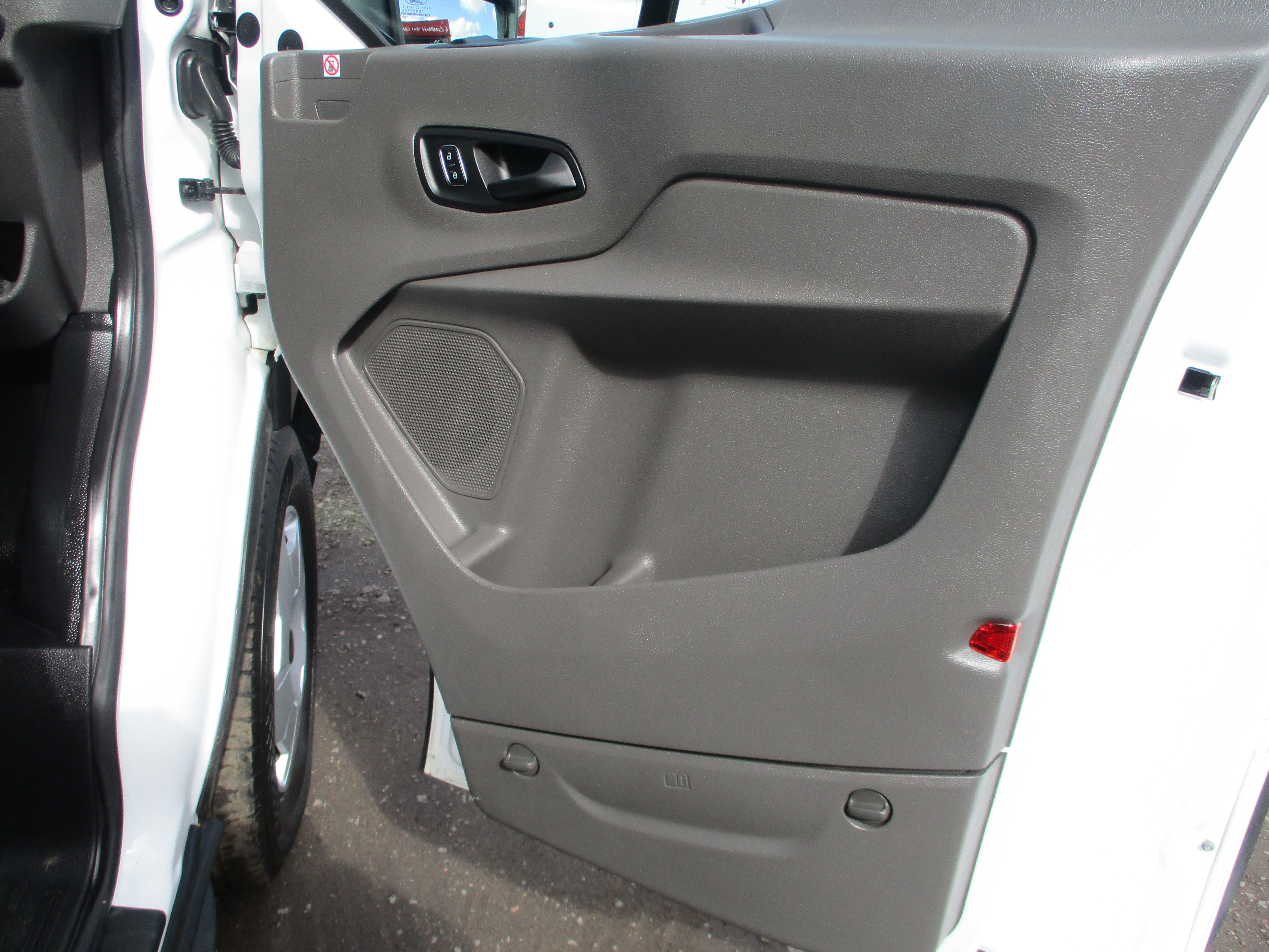 Ford Transit 350 2.0 EcoBlue 130PS L4H3 (JUMBO) RWD Trend Van (VERY NICE BIG VAN)