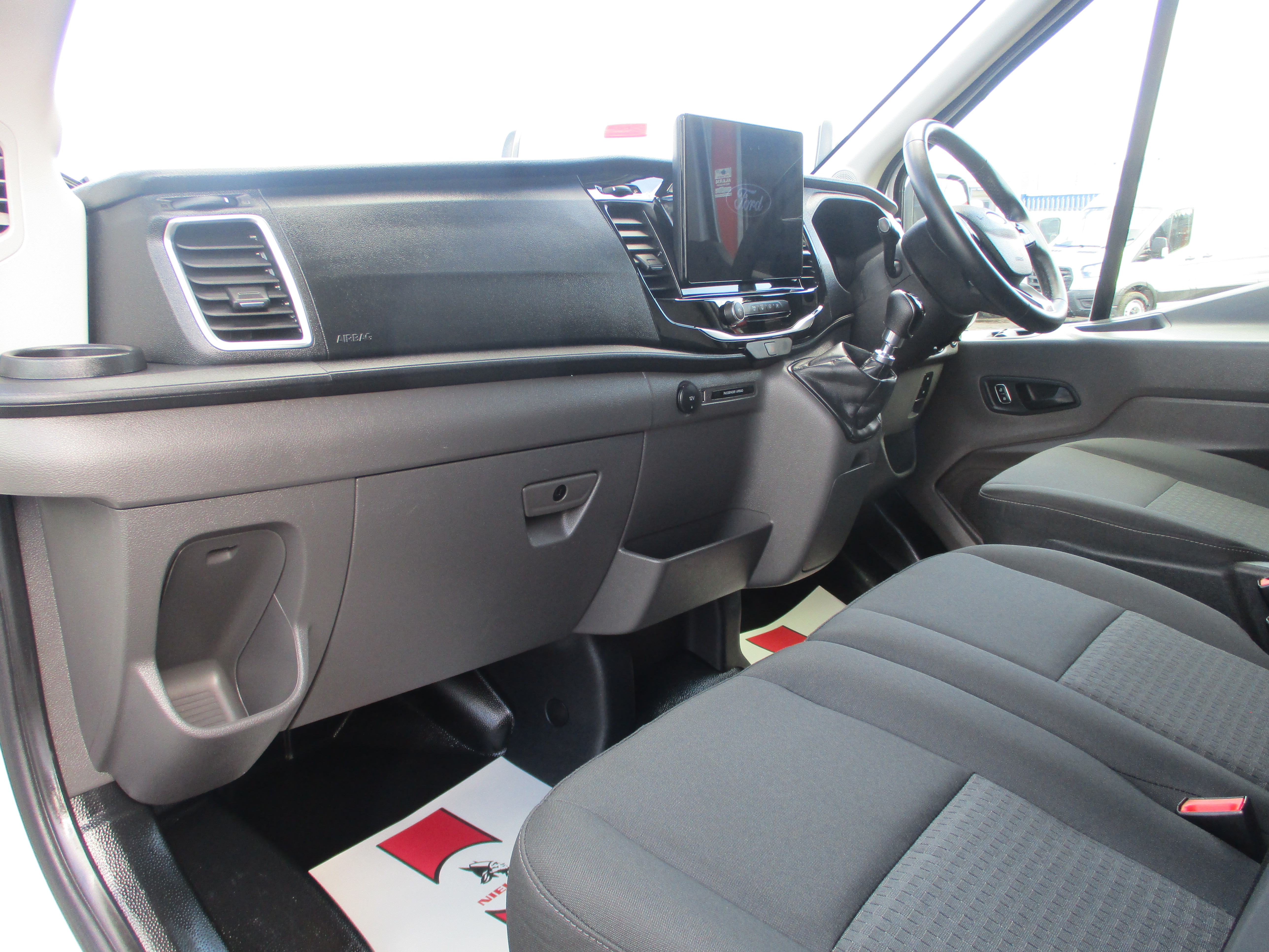 Ford Transit 350 2.0 EcoBlue 130PS L4H3 (JUMBO) RWD Trend Van (VERY NICE BIG VAN)