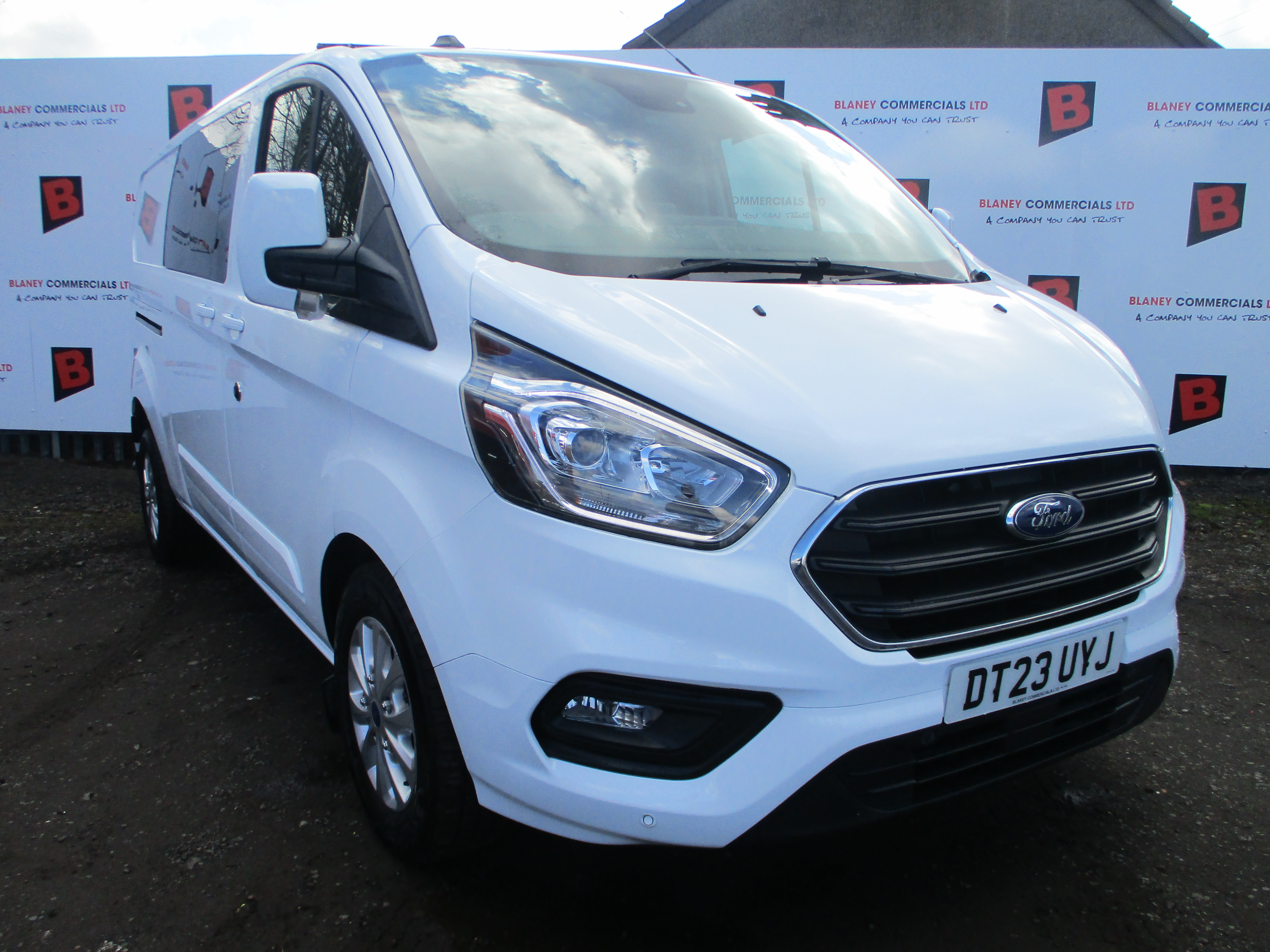 Ford Custom 320 L2 2.0 EcoBlue 130PS DCIV (CREWVAN) Limited