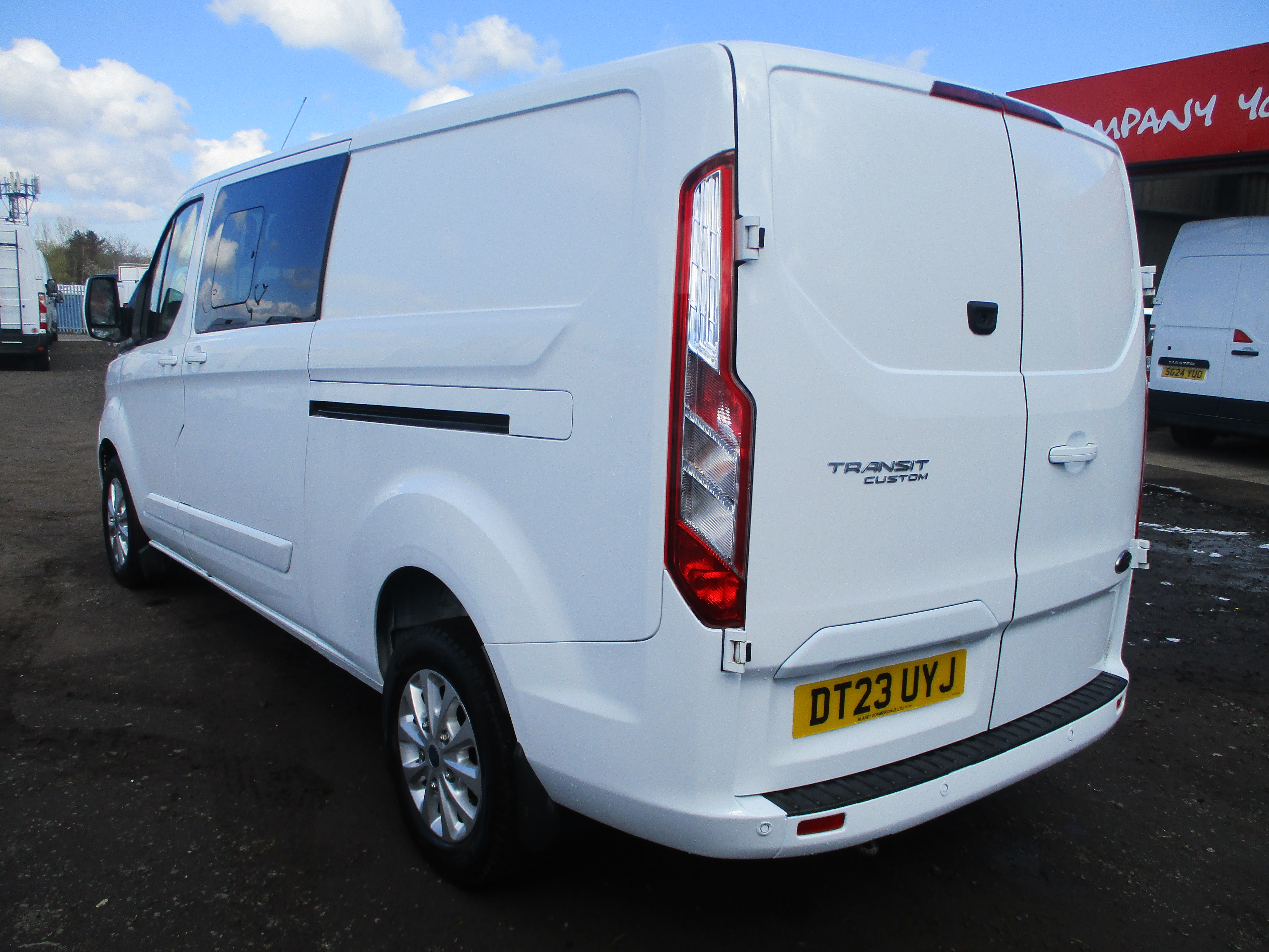 Ford Custom 320 L2 2.0 EcoBlue 130PS DCIV (CREWVAN) Limited