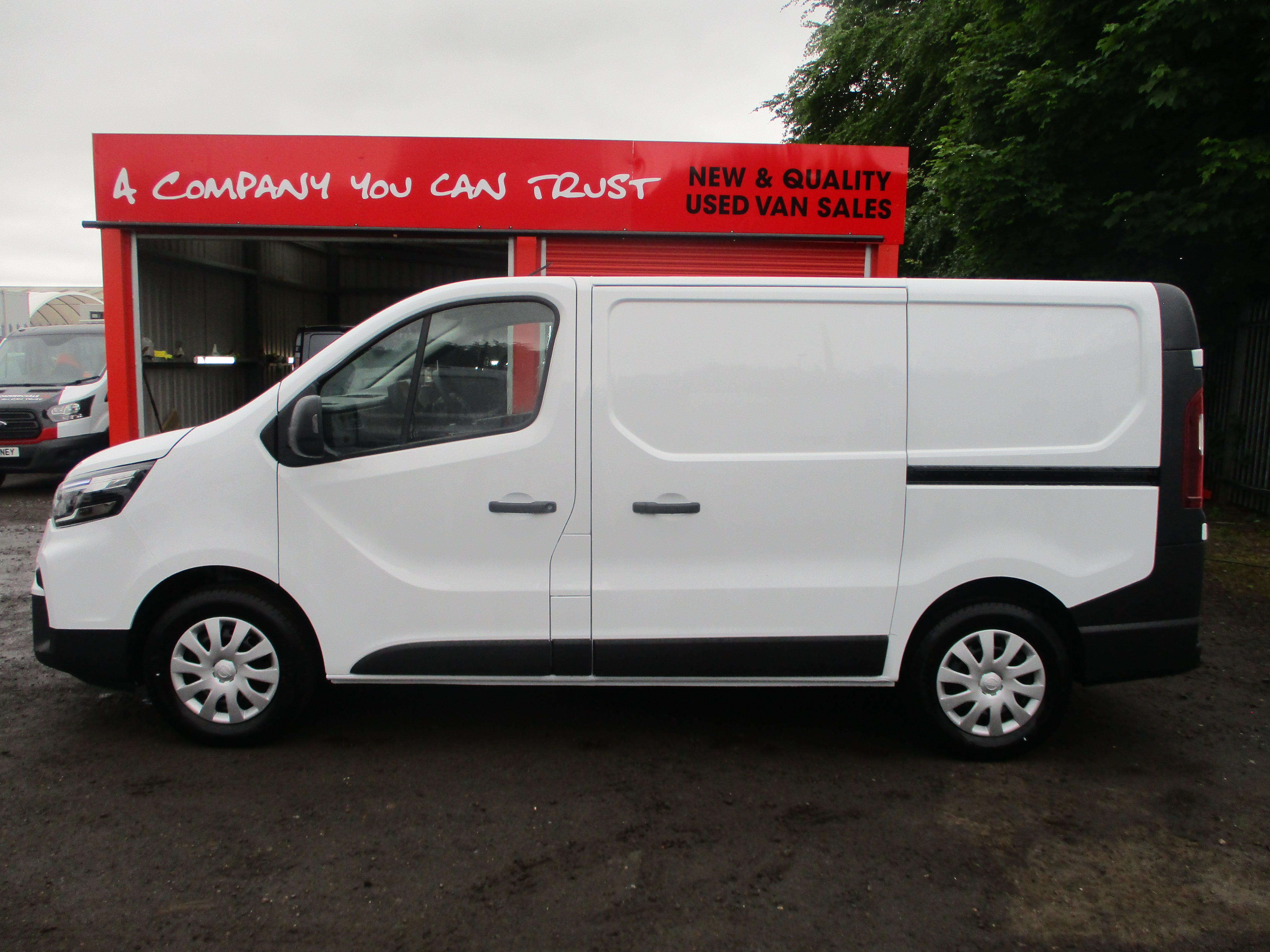 Nissan Primaster L1 2.0 dCi 110PS Acenta Panel Van (5 YEAR WARRANTY)