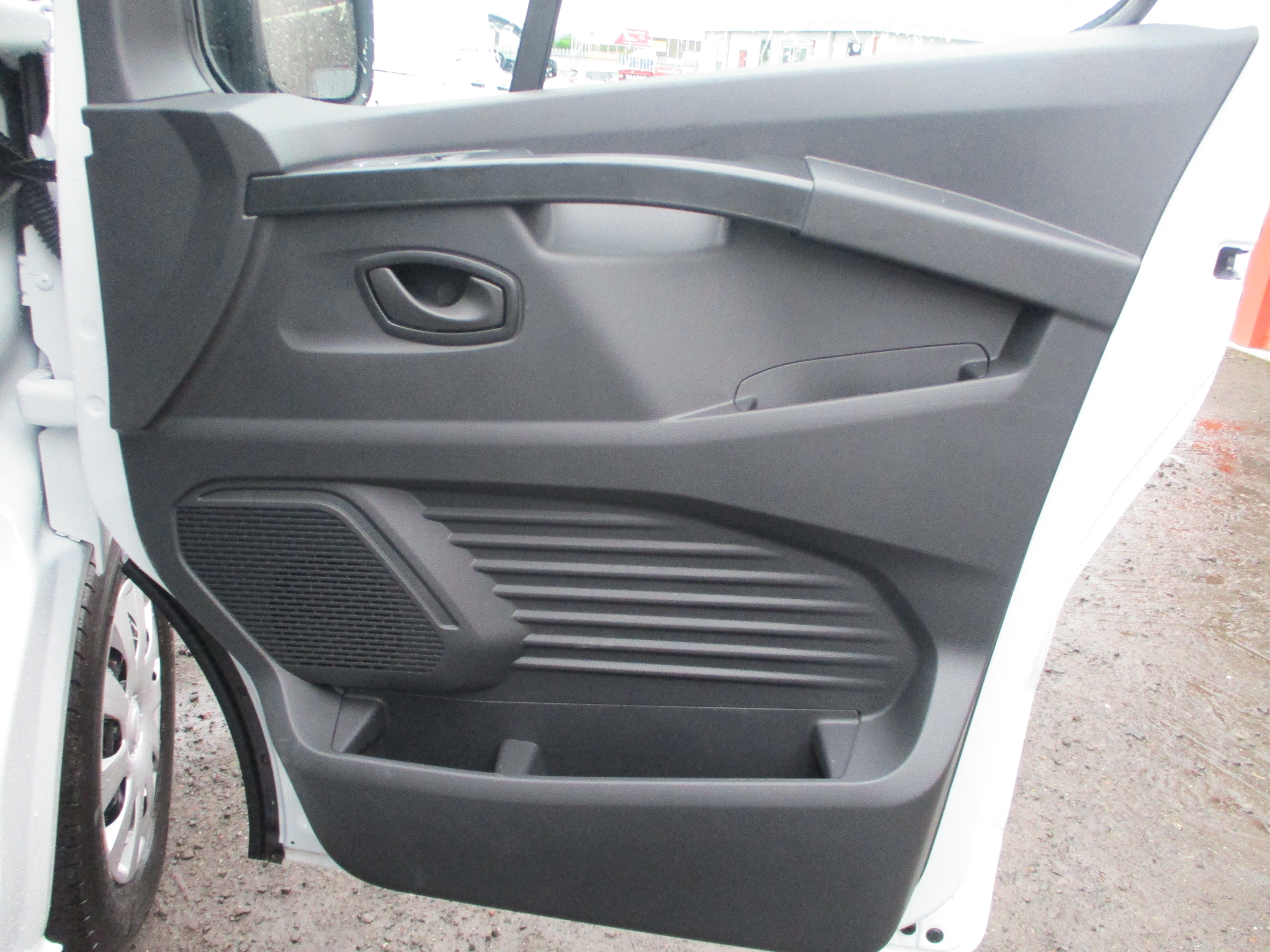 Nissan Primaster L1 2.0 dCi 110PS Acenta Panel Van (5 YEAR WARRANTY)