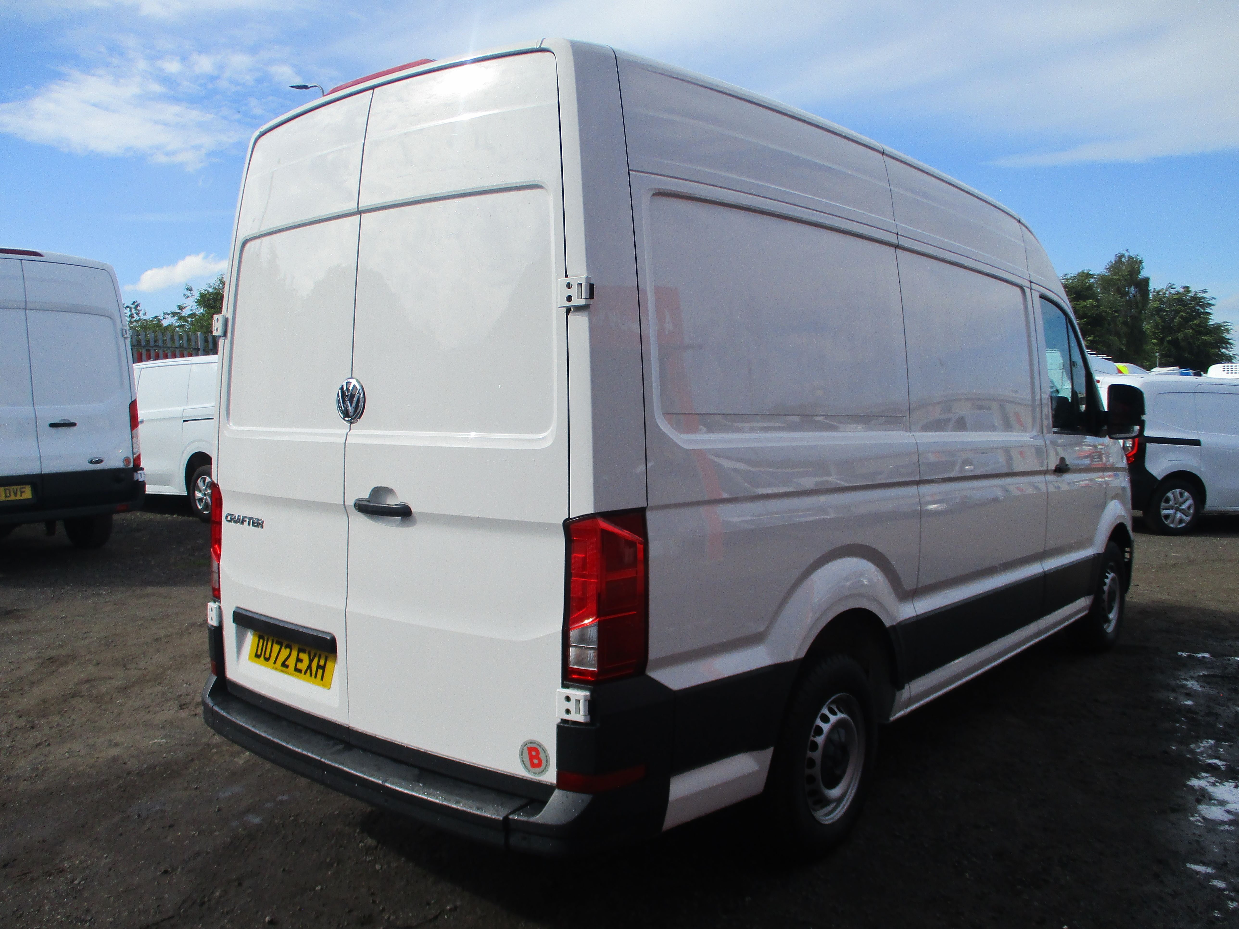 Volkswagen Crafter CR35 L2H2 (MWB) 2.0 TDi FWD Startline Van with AIR CON