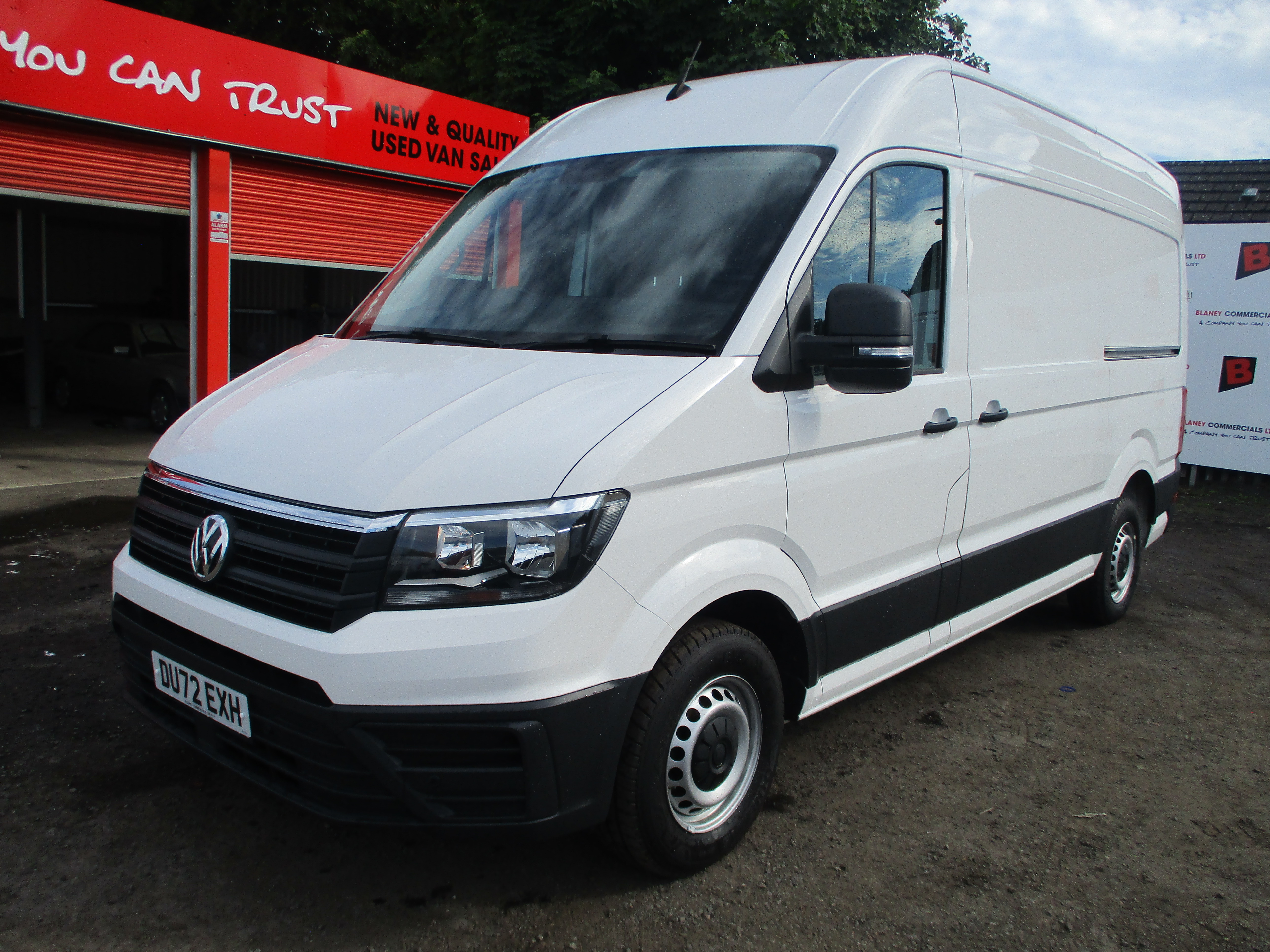 Volkswagen Crafter CR35 L2H2 (MWB) 2.0 TDi FWD Startline Van with AIR CON