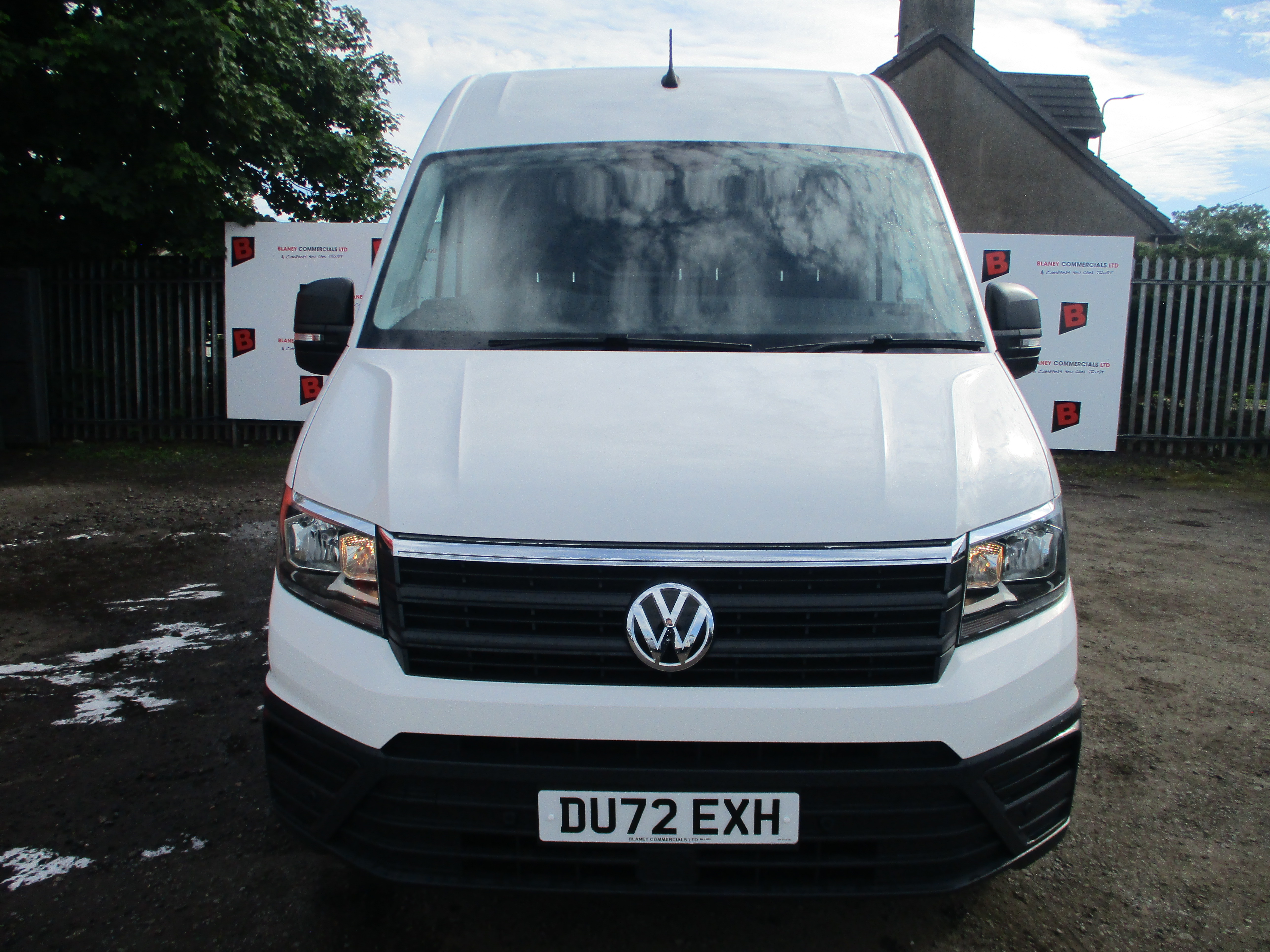 Volkswagen Crafter CR35 L2H2 (MWB) 2.0 TDi FWD Startline Van with AIR CON