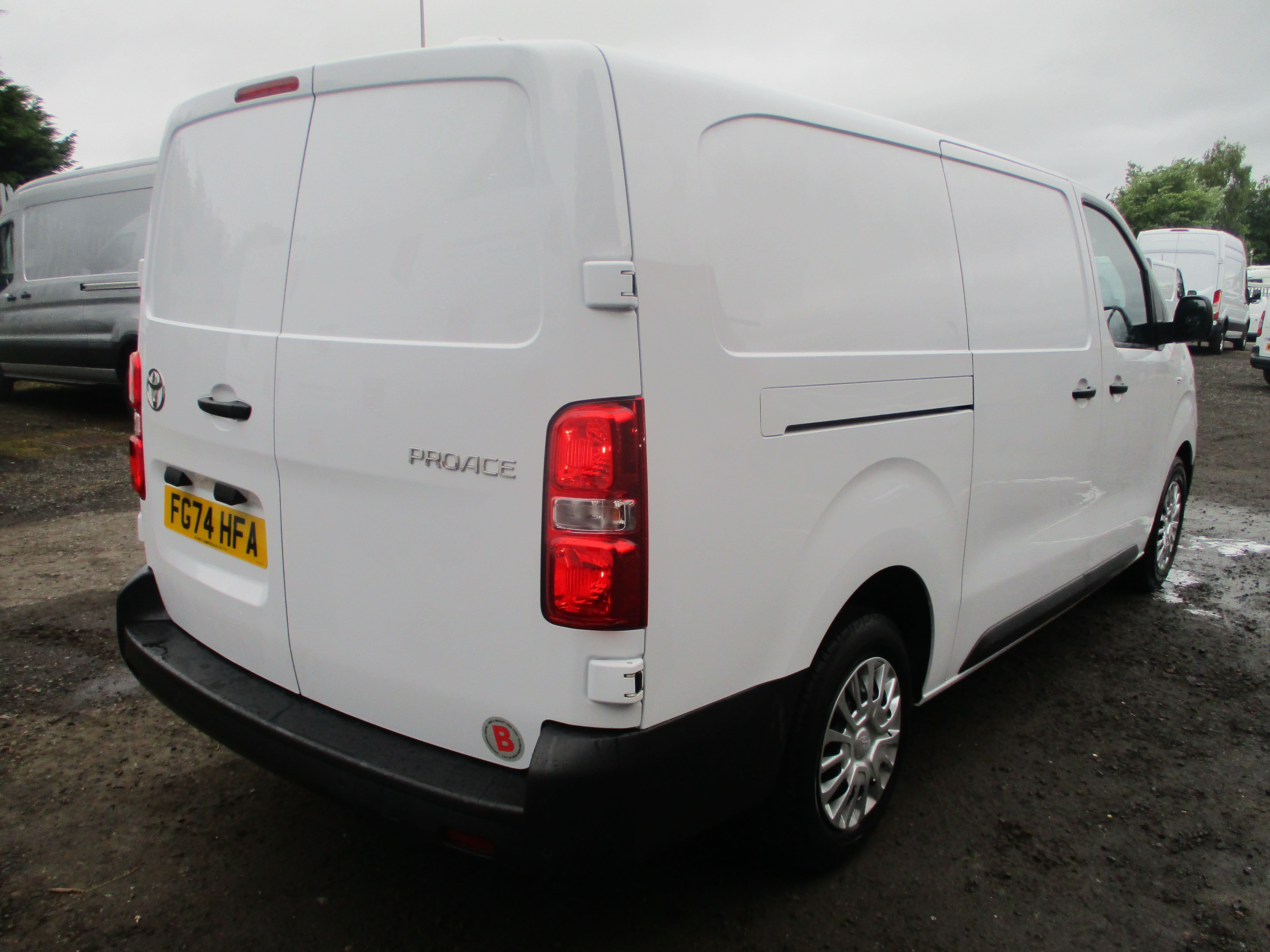 Toyota ProAce L2 2.0D 145PS Icon Panel Van (COVERED ONLY 12,000 MILES)