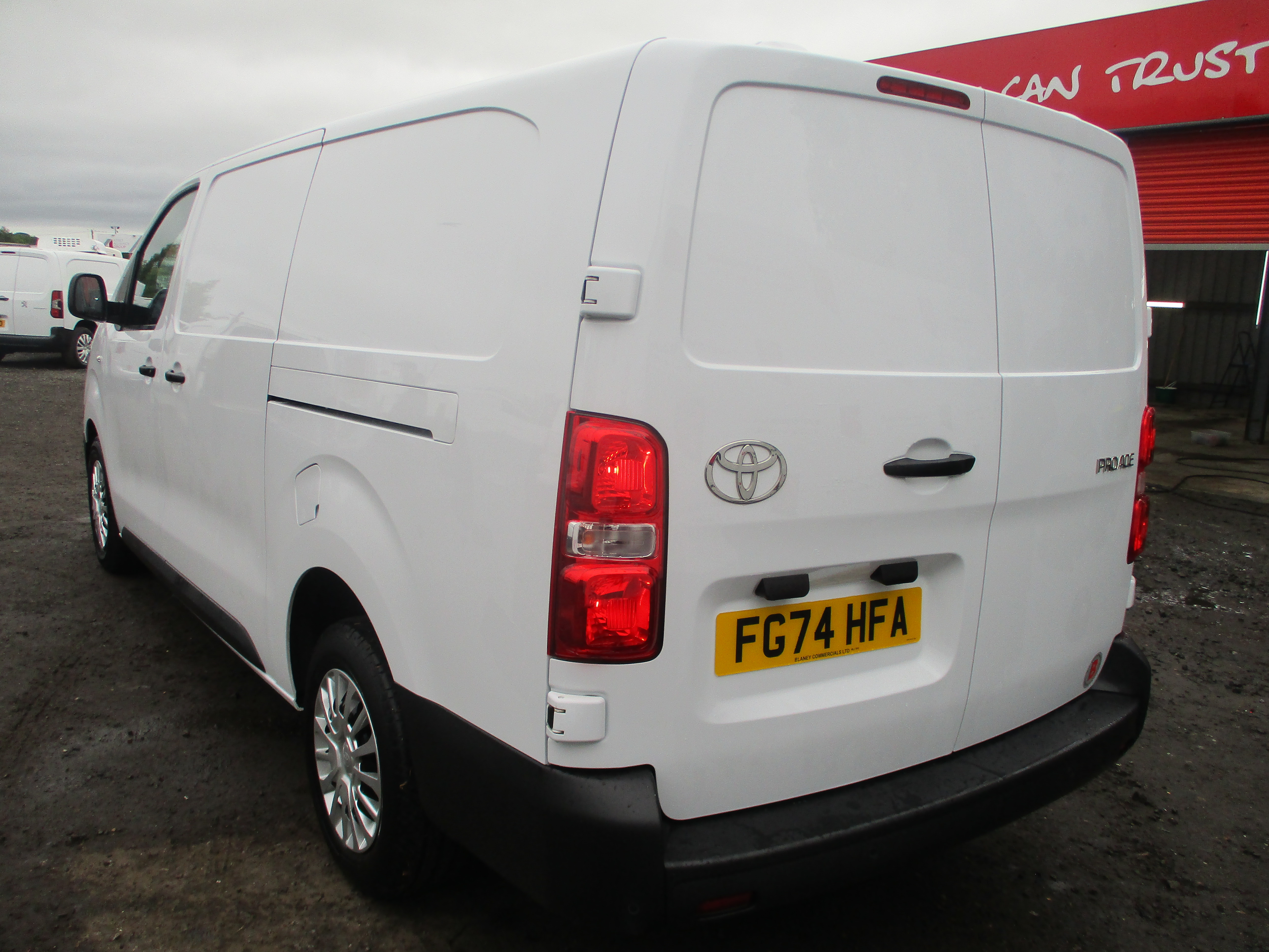 Toyota ProAce L2 2.0D 145PS Icon Panel Van (COVERED ONLY 12,000 MILES)