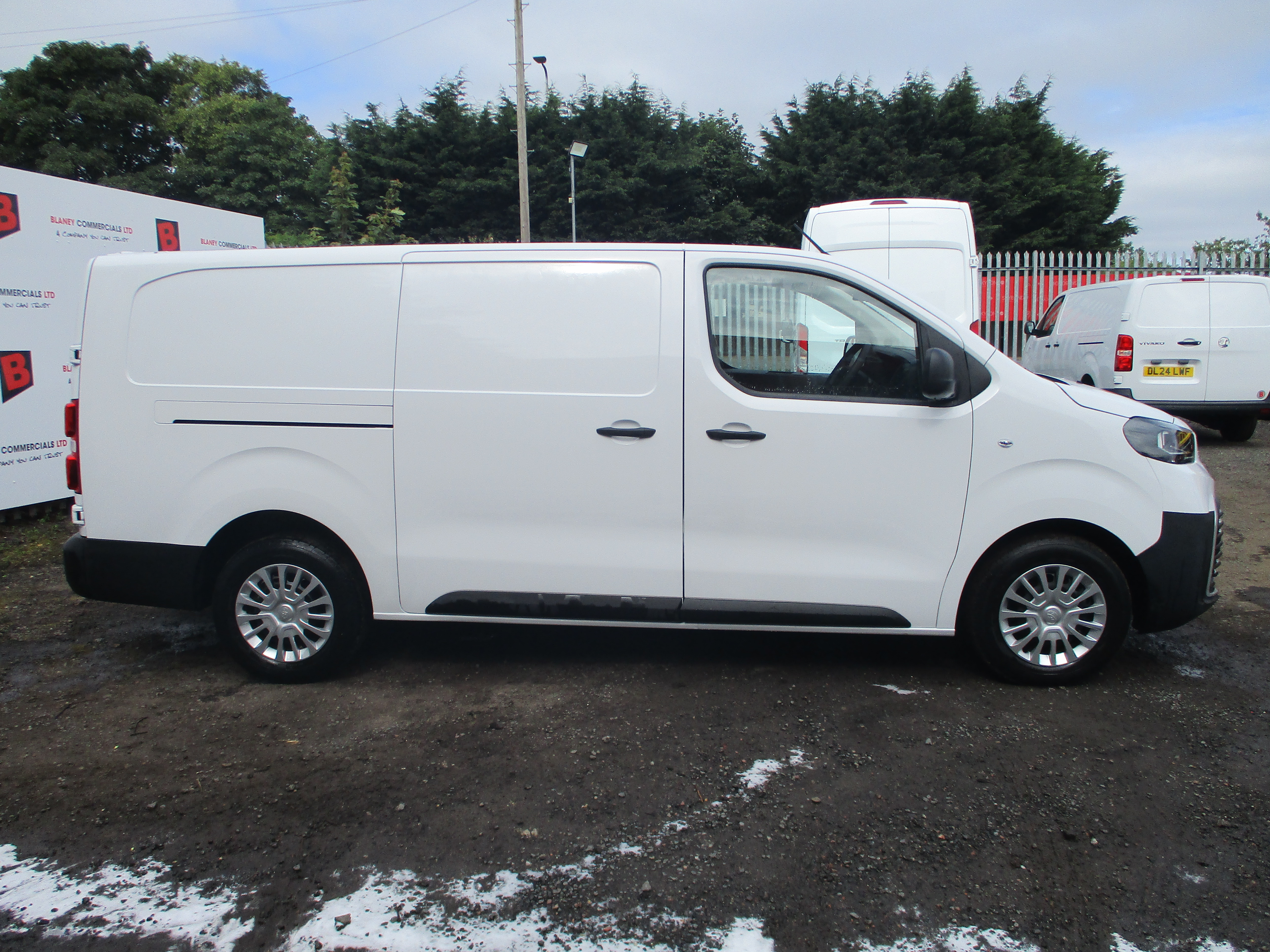 Toyota ProAce L2 2.0D 145PS Icon Panel Van (EX DEMO ONLY 3,682 MILES)