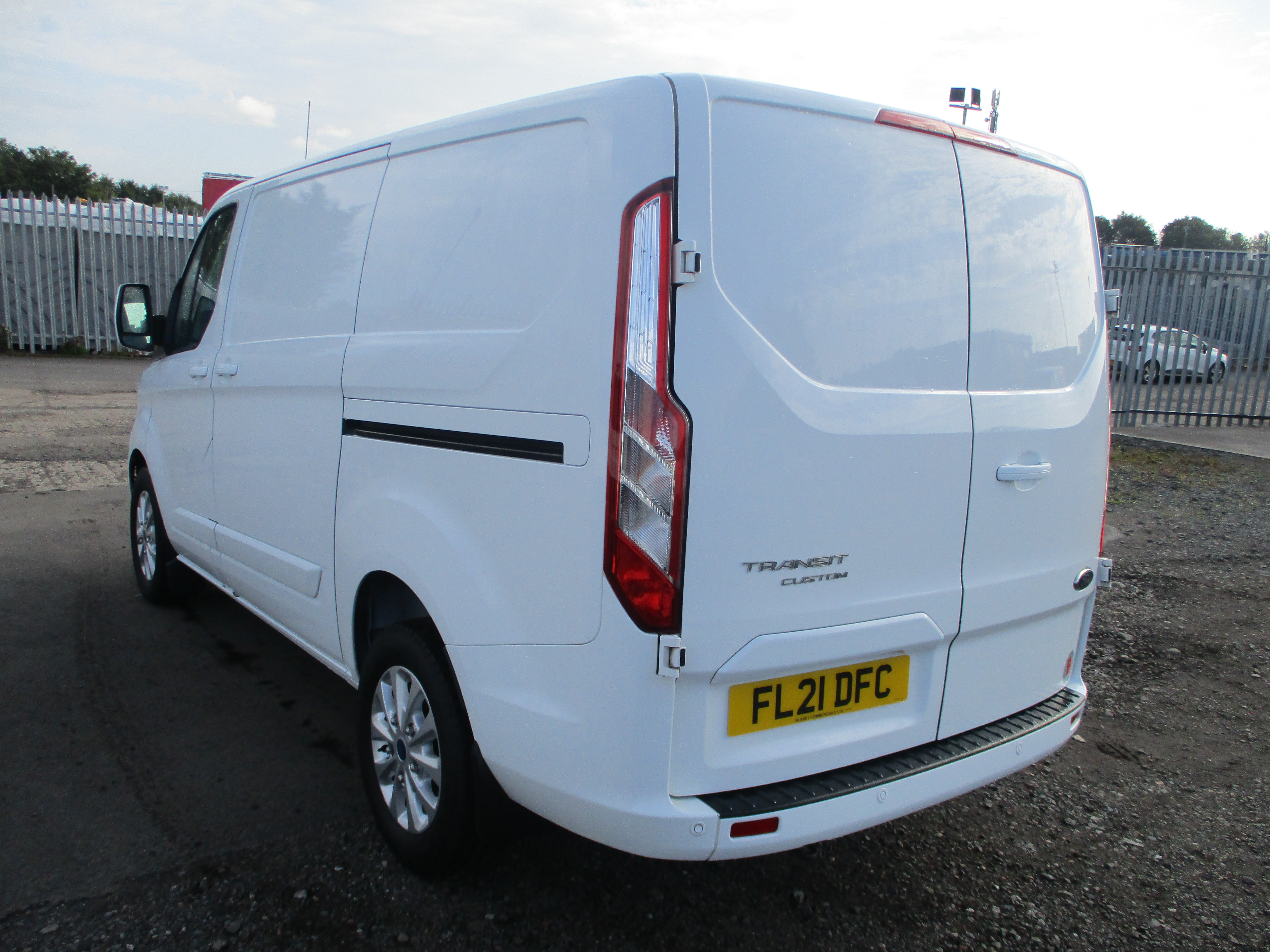 Ford Custom L1 2.0 EcoBlue 130PS Low Roof Limited Van (NICE SPEC, ONE OWNER FROM NEW)