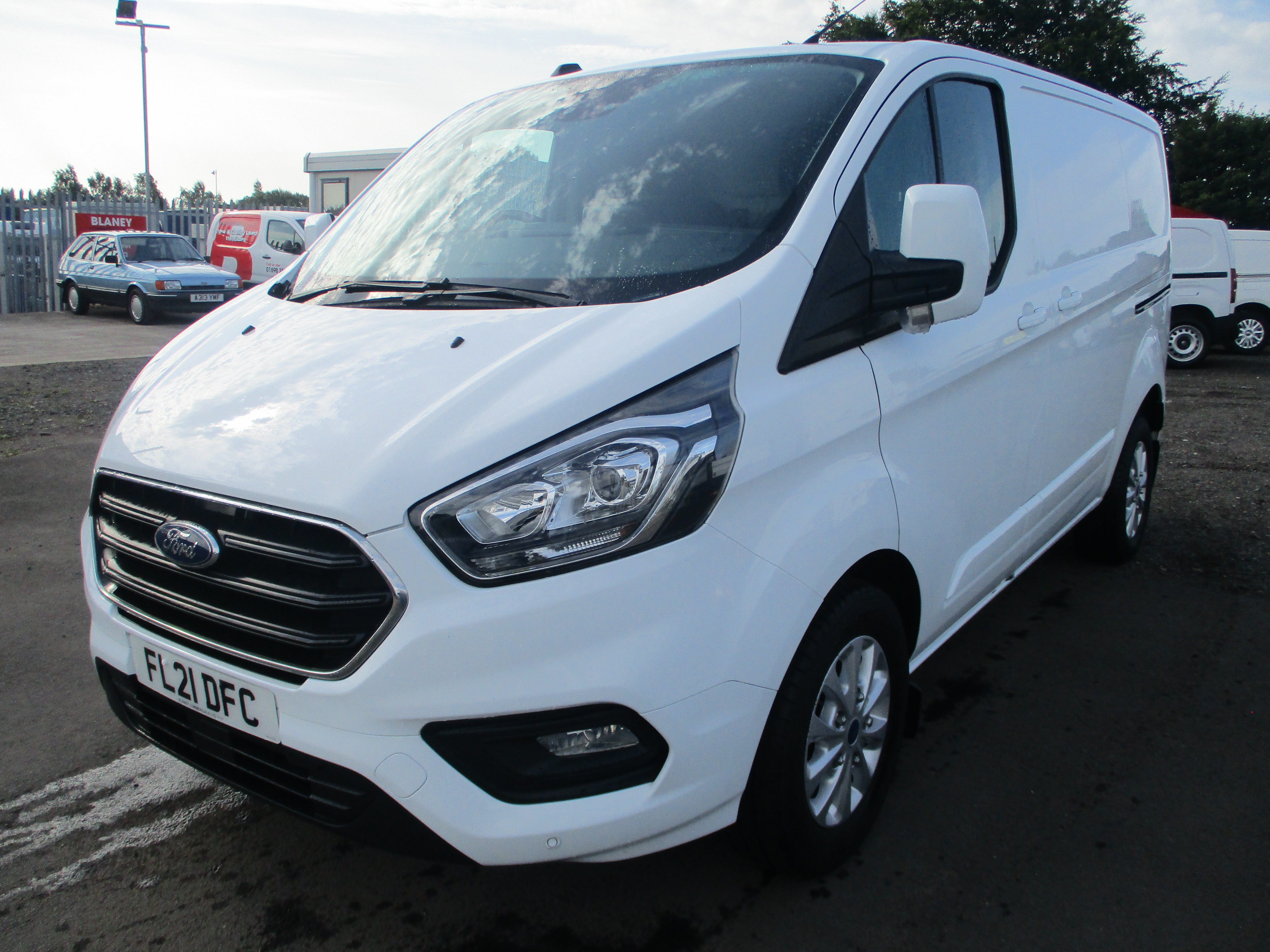 Ford Custom L1 2.0 EcoBlue 130PS Low Roof Limited Van (NICE SPEC, ONE OWNER FROM NEW)