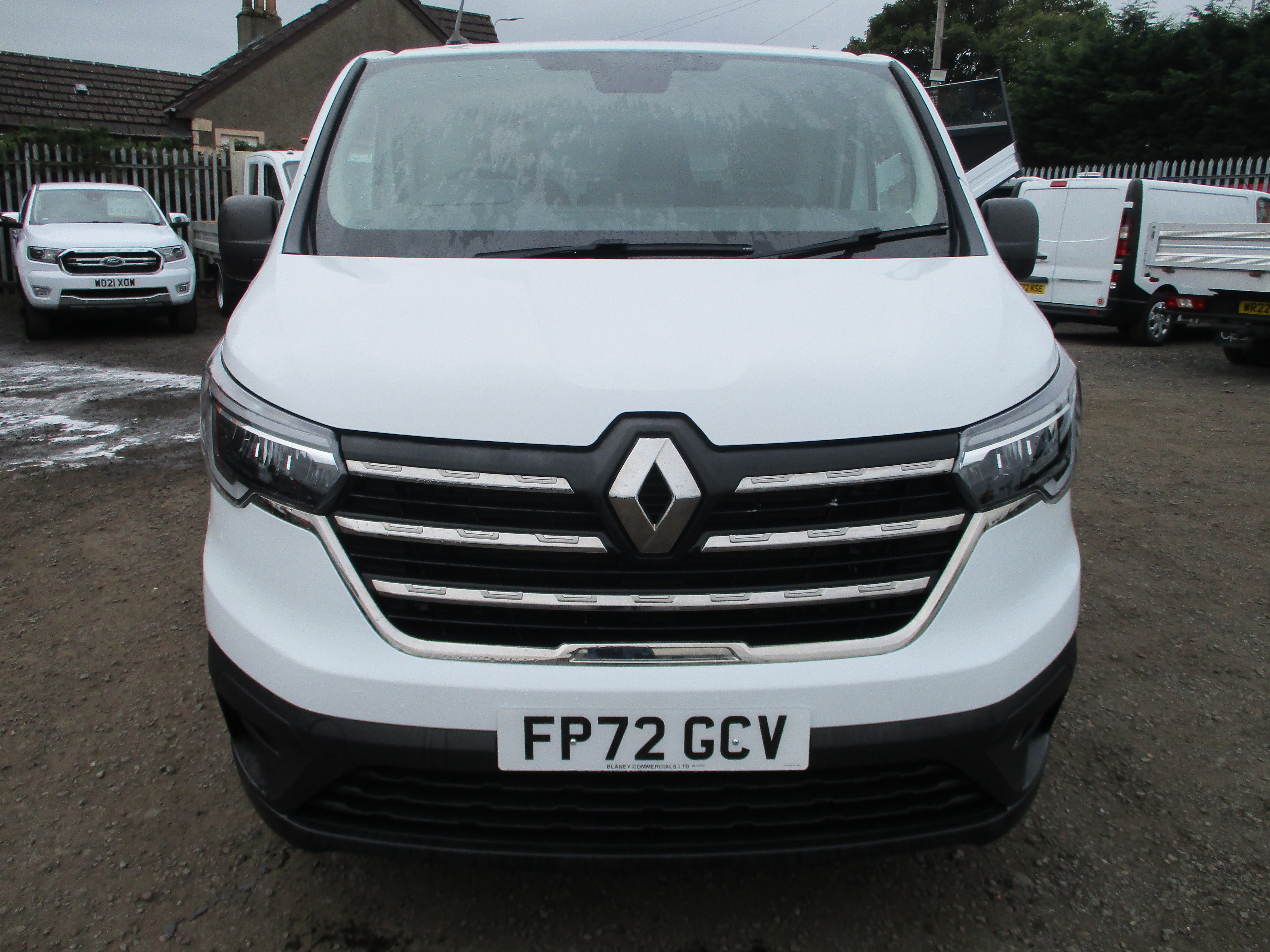 Renault Trafic LL30 BluedCi 130PS Business + Panel Van ( NICE SPEC INCLUDING AIR CON)