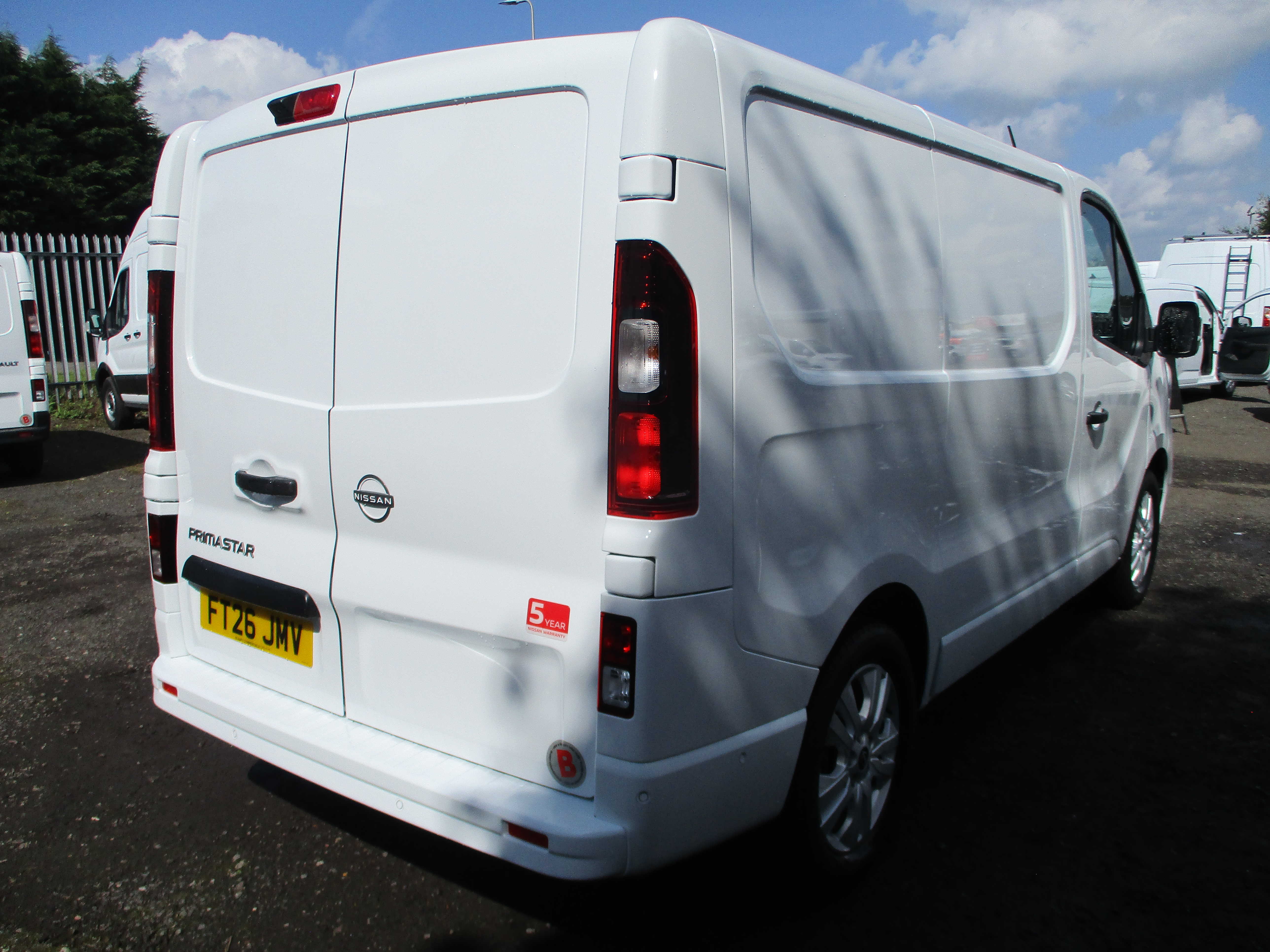 Nissan Primaster 30 L1H1 2.0 dCi 130PS Tekna Van (5 Years Nissan Warranty)