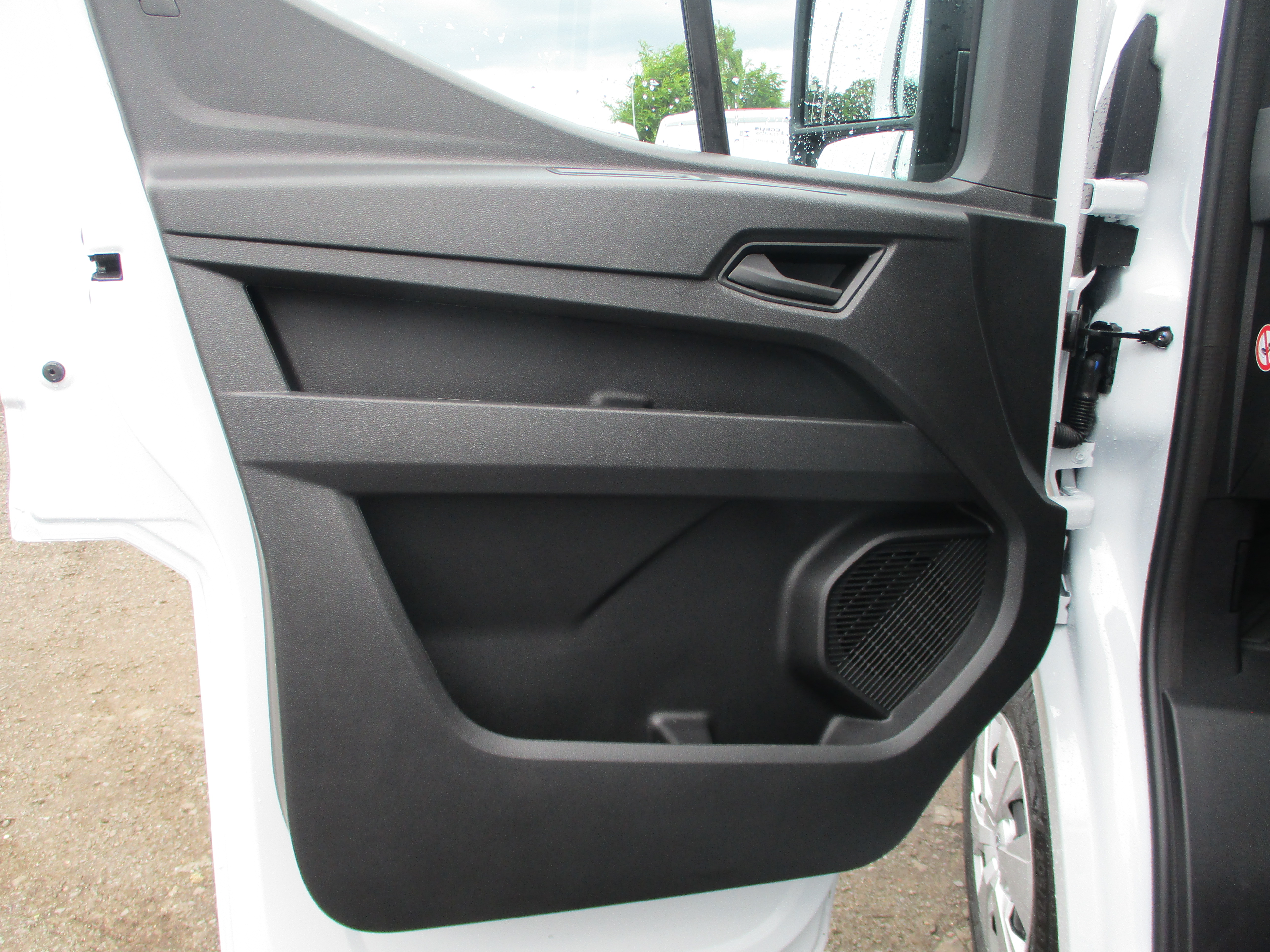 Nissan Interstar L2H2 MWB 130PS Acenta Panel Van (5 Year Warranty)