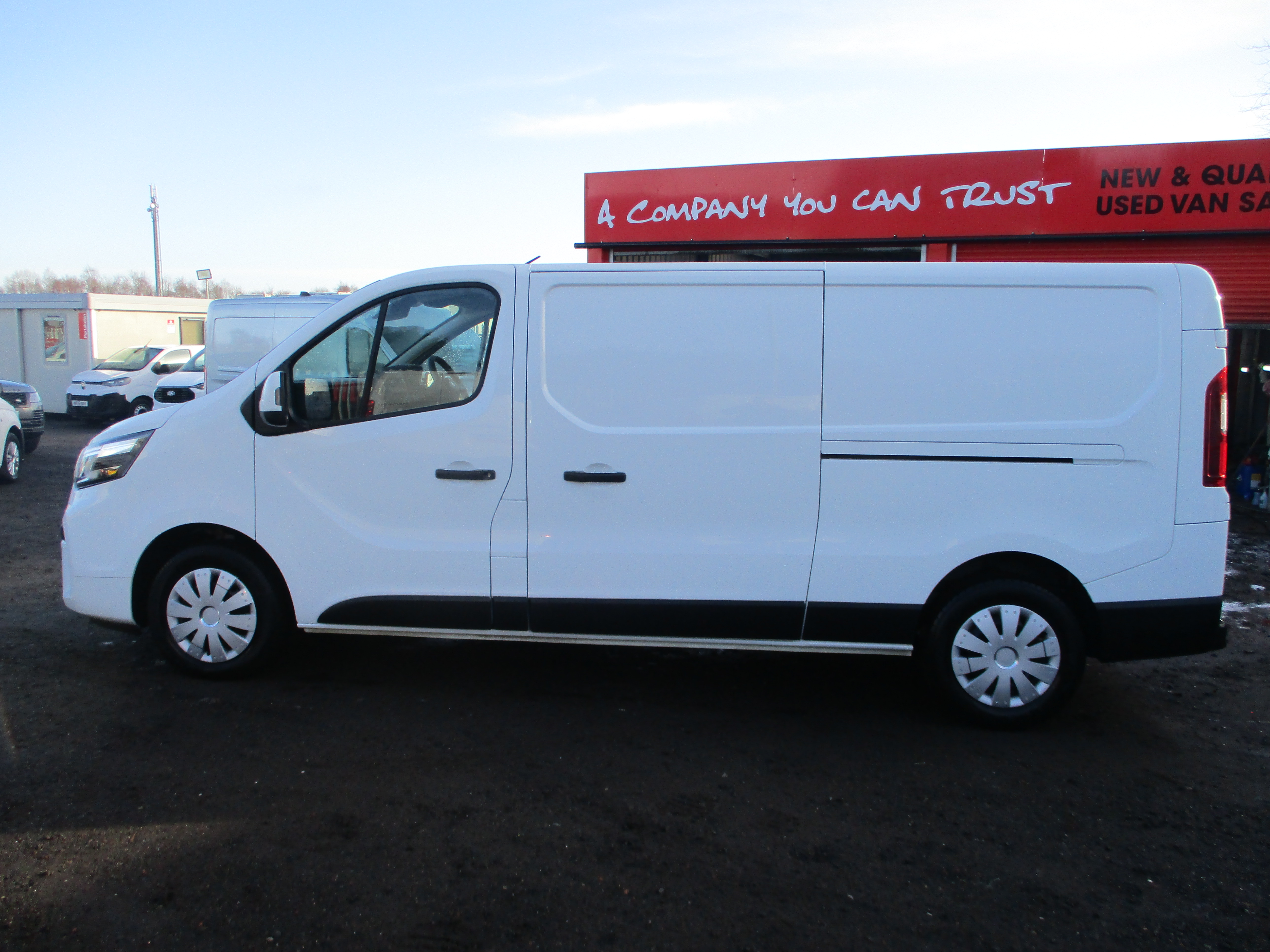 Nissan Primaster L2 2.0 dCi 110PS Acenta Panel Van (IMMACULATE VAN)