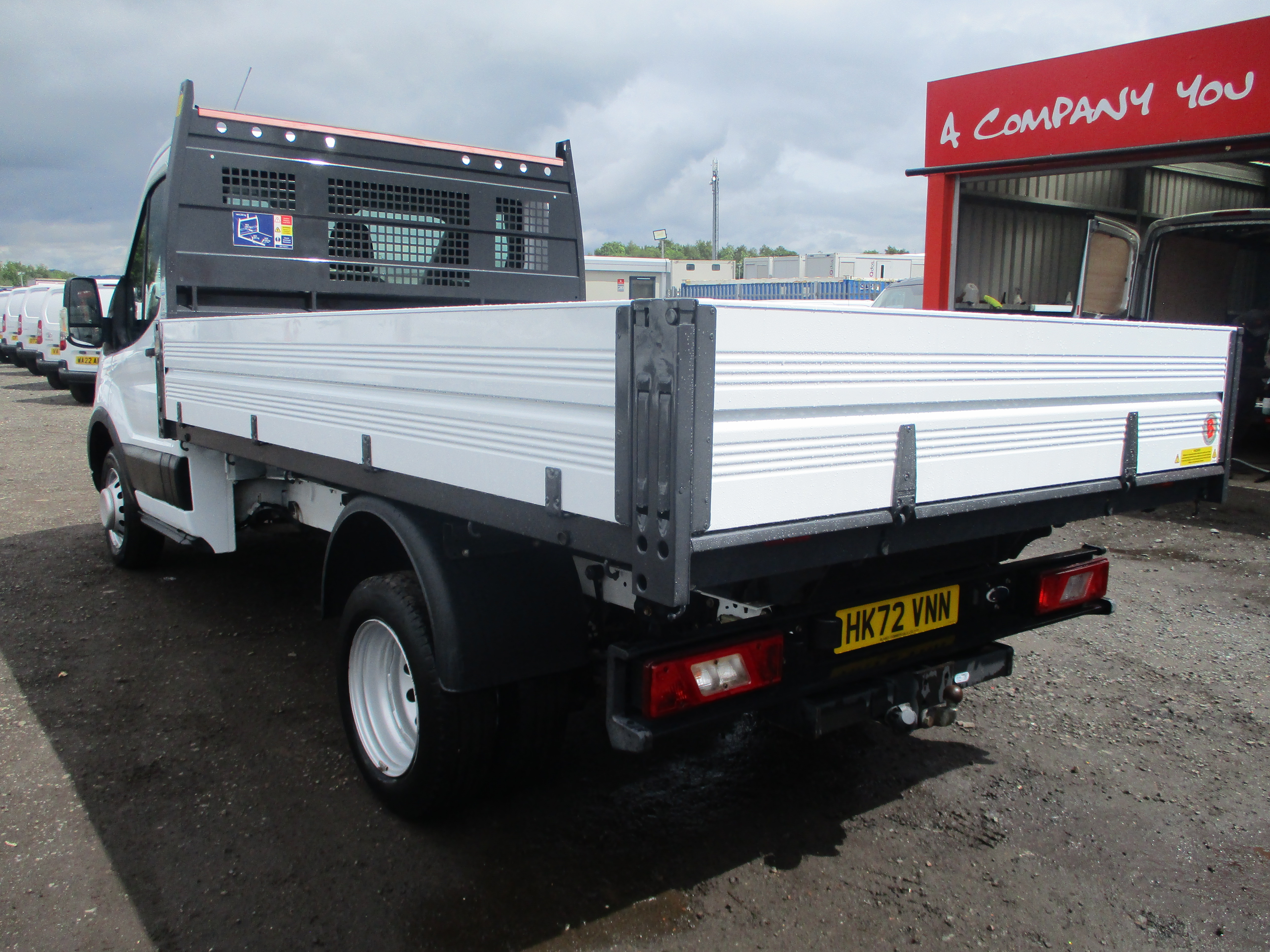 Ford Transit 350 2.0 EcoBlue 130PS Leader S/Cab Tipper RWD DRW (&pound;500 OFF)