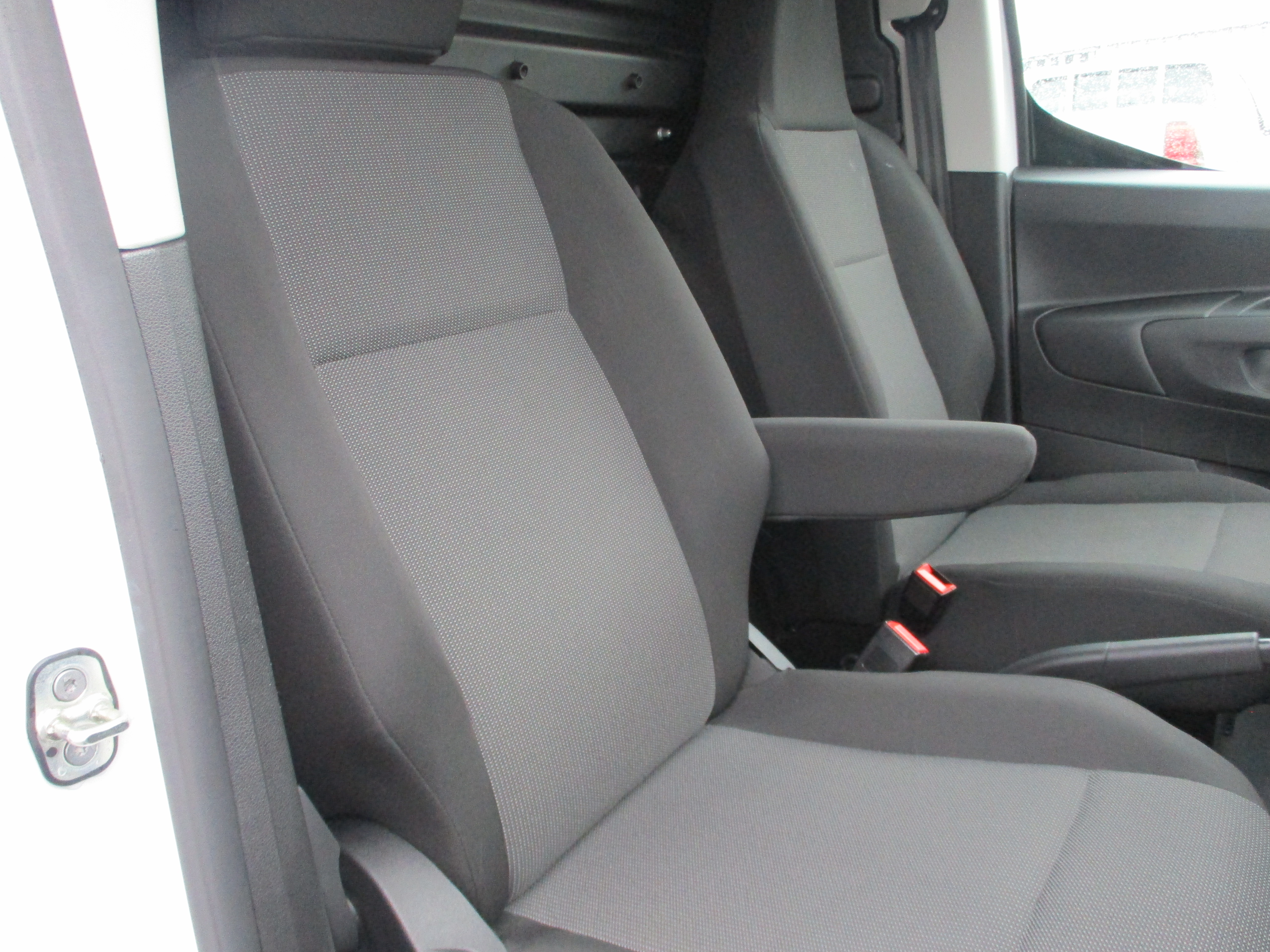 Vauxhall Combo 2300 L1 1.5TD 130PS Dynamic Panel Van (GREAT VALUE FOR MONEY WARRANTY TILL 2026)