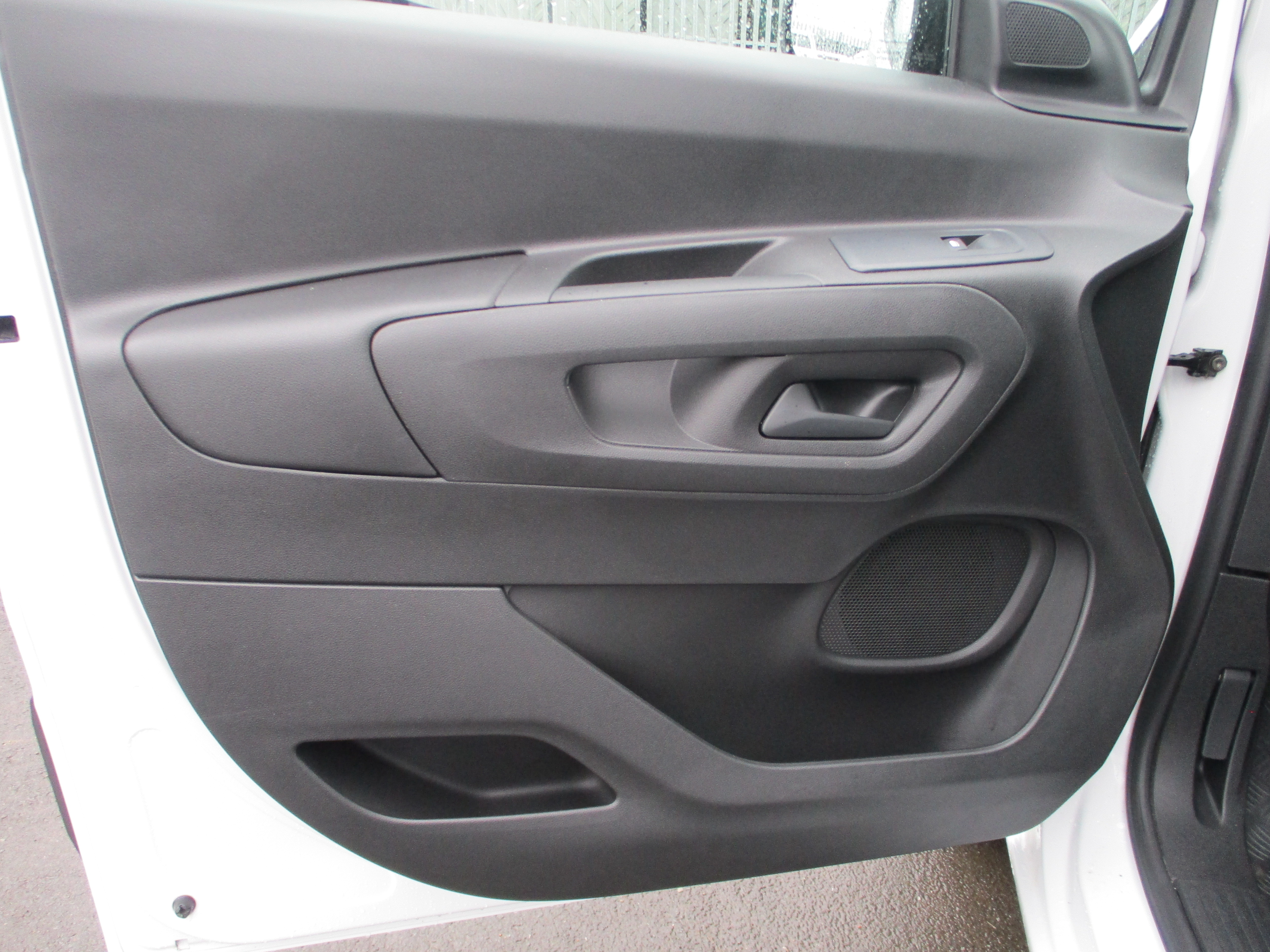 Vauxhall Combo 2300 L1 1.5TD 130PS Dynamic Panel Van (GREAT VALUE FOR MONEY WARRANTY TILL 2026)