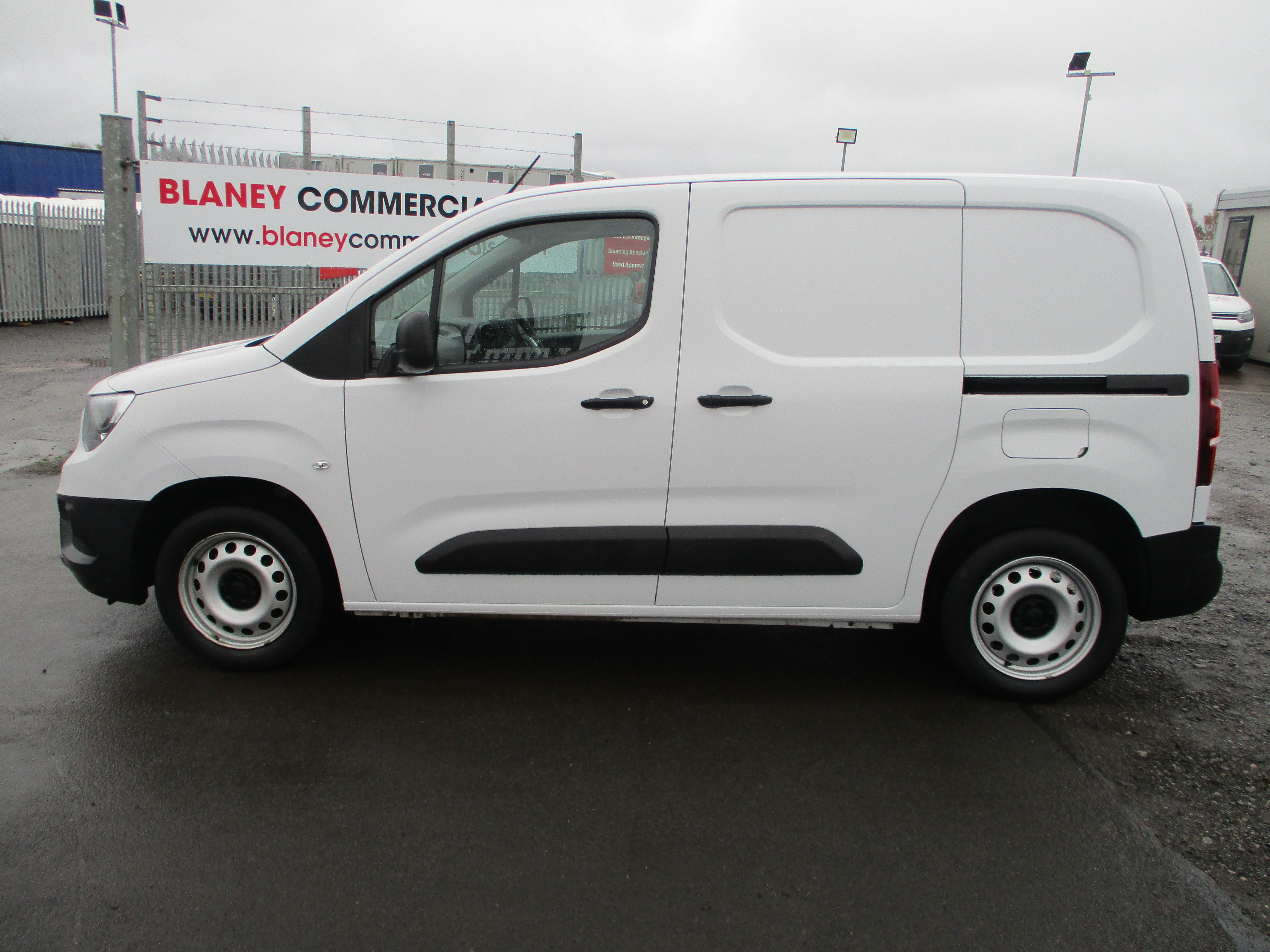 Vauxhall Combo 2300 L1 1.5TD 130PS Dynamic Panel Van (GREAT VALUE FOR MONEY WARRANTY TILL 2026)
