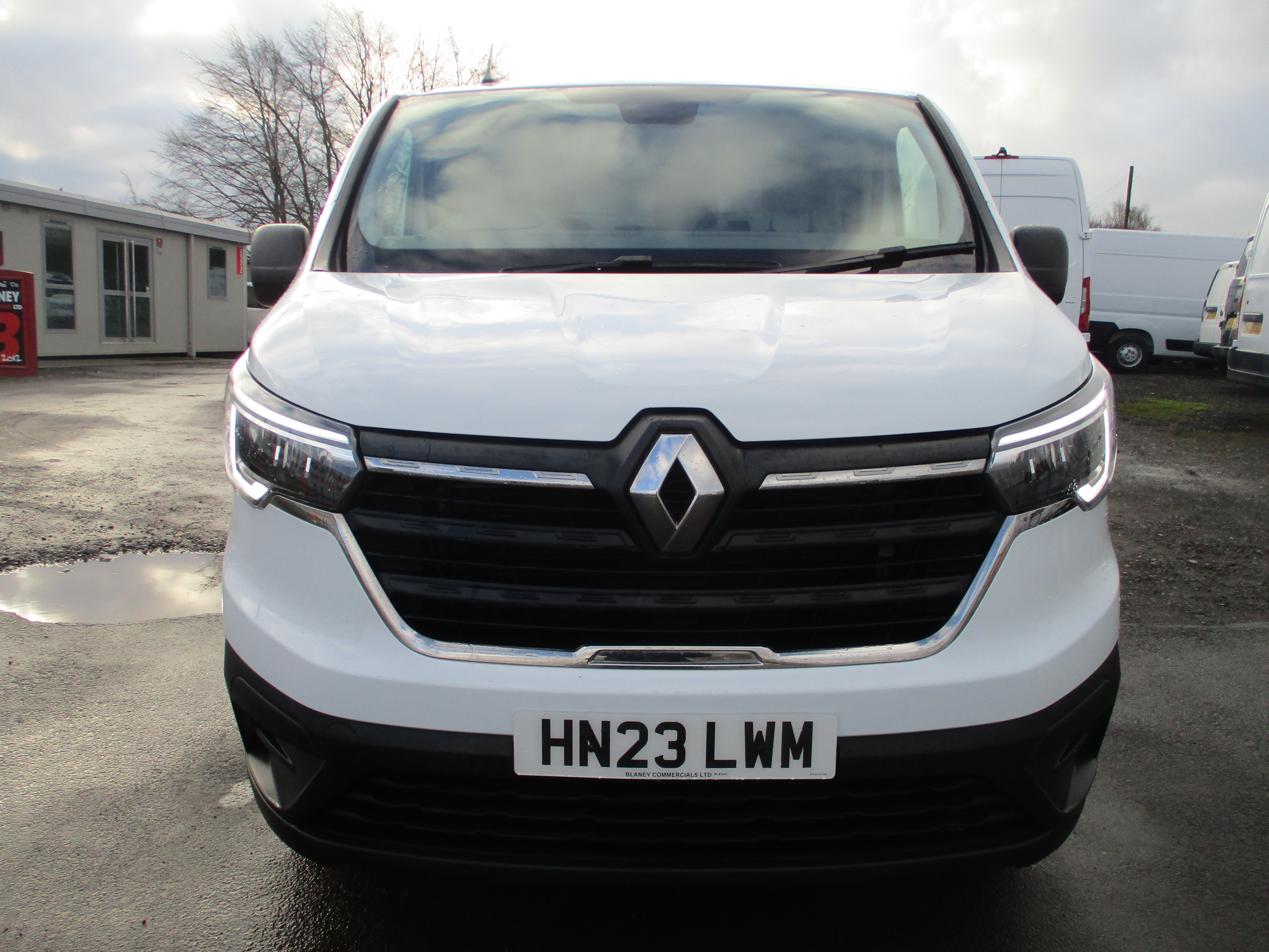 Renault Trafic SL28 Blue dCi 130PS Business Panel Van (ONE OWNER FROM NEW)