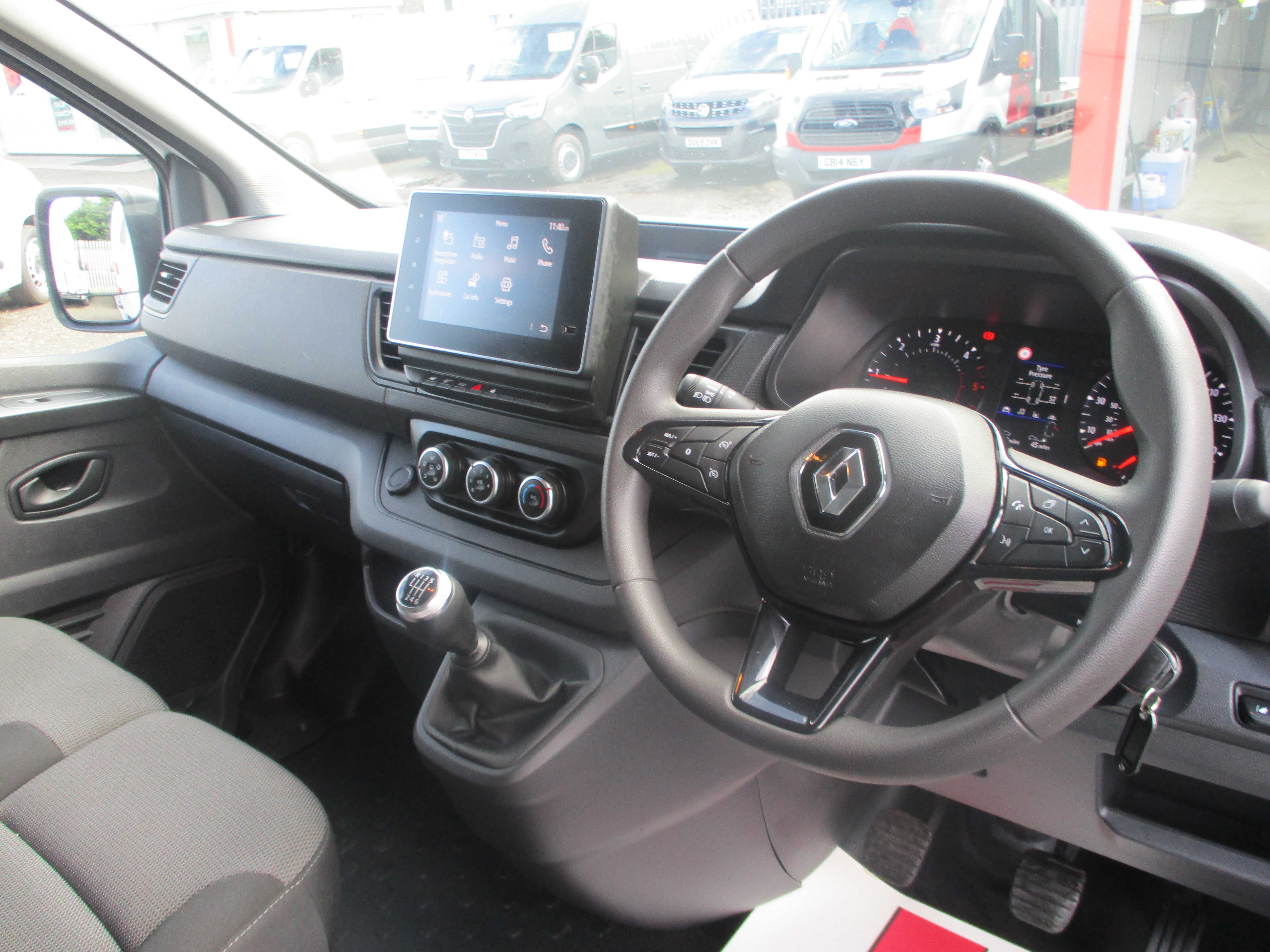 Renault Trafic LL30 BluedCi 130PS Advance Panel Van (RENAULT WARRANTY TO 2027)