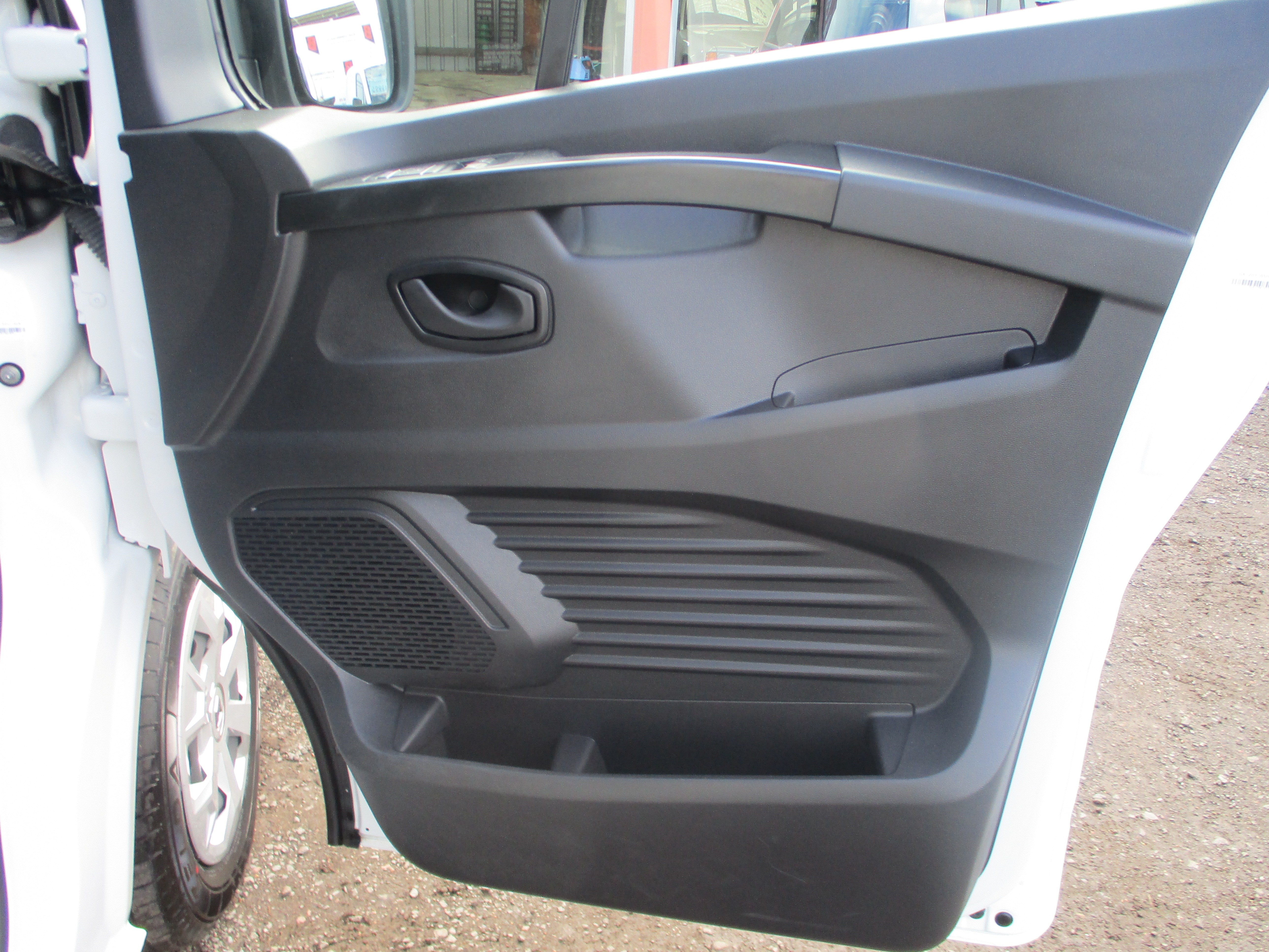Renault Trafic LL30 BluedCi 130PS Advance Panel Van (RENAULT WARRANTY TO 2027)