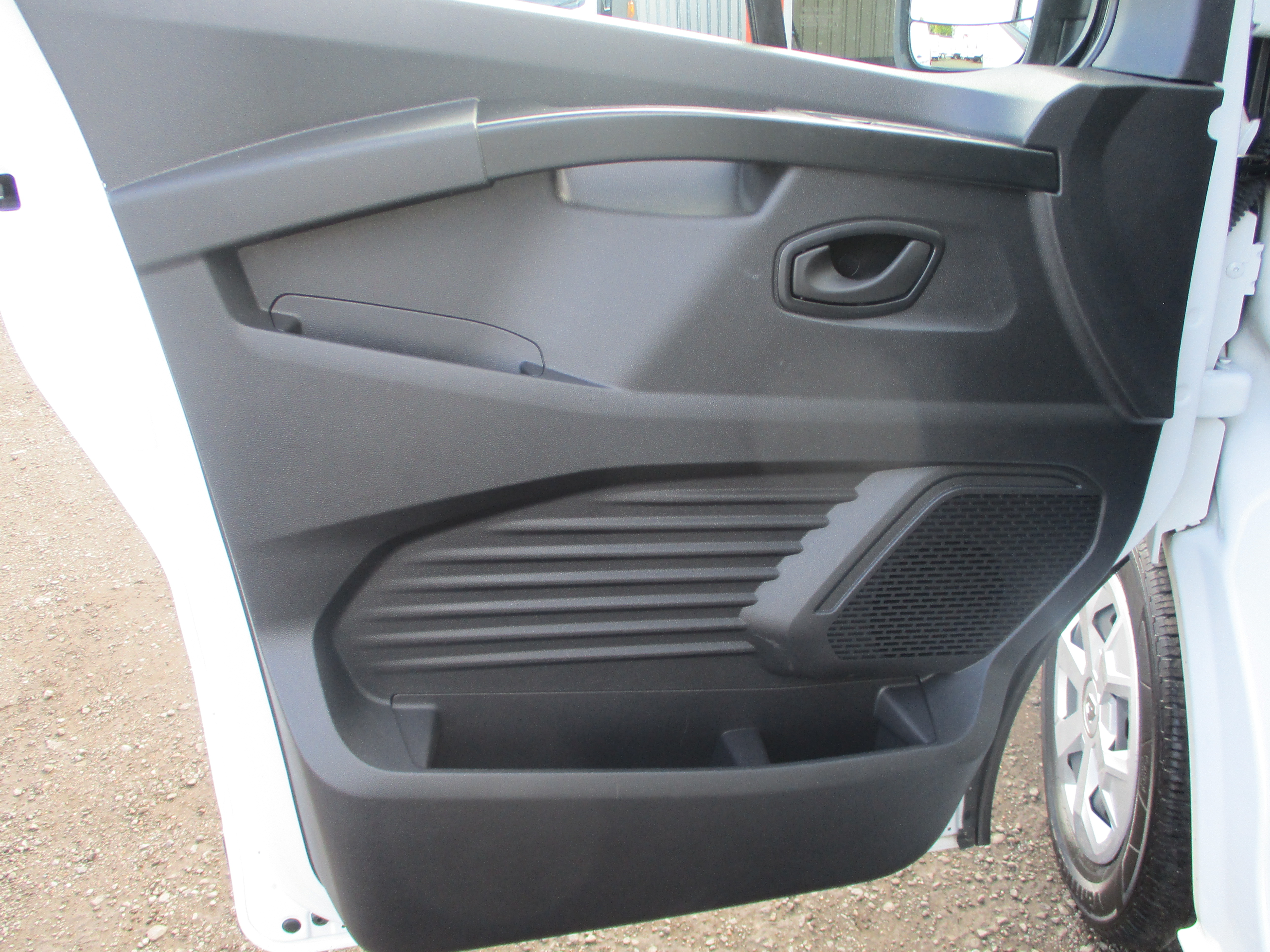 Renault Trafic LL30 BluedCi 130PS Advance Panel Van (RENAULT WARRANTY TO 2027)