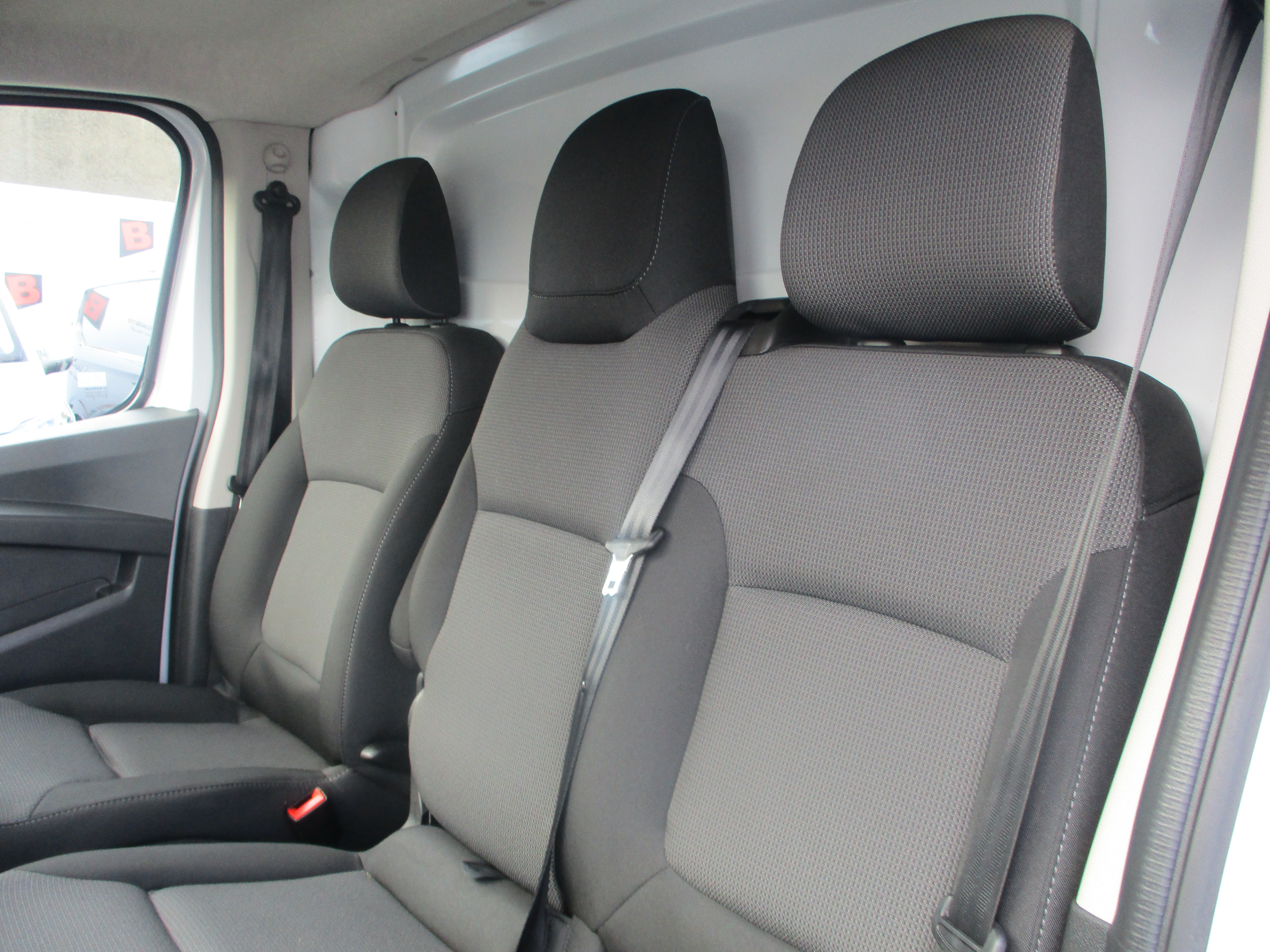 Renault Trafic LL30 BluedCi 130PS Advance Panel Van (RENAULT WARRANTY TO 2027)