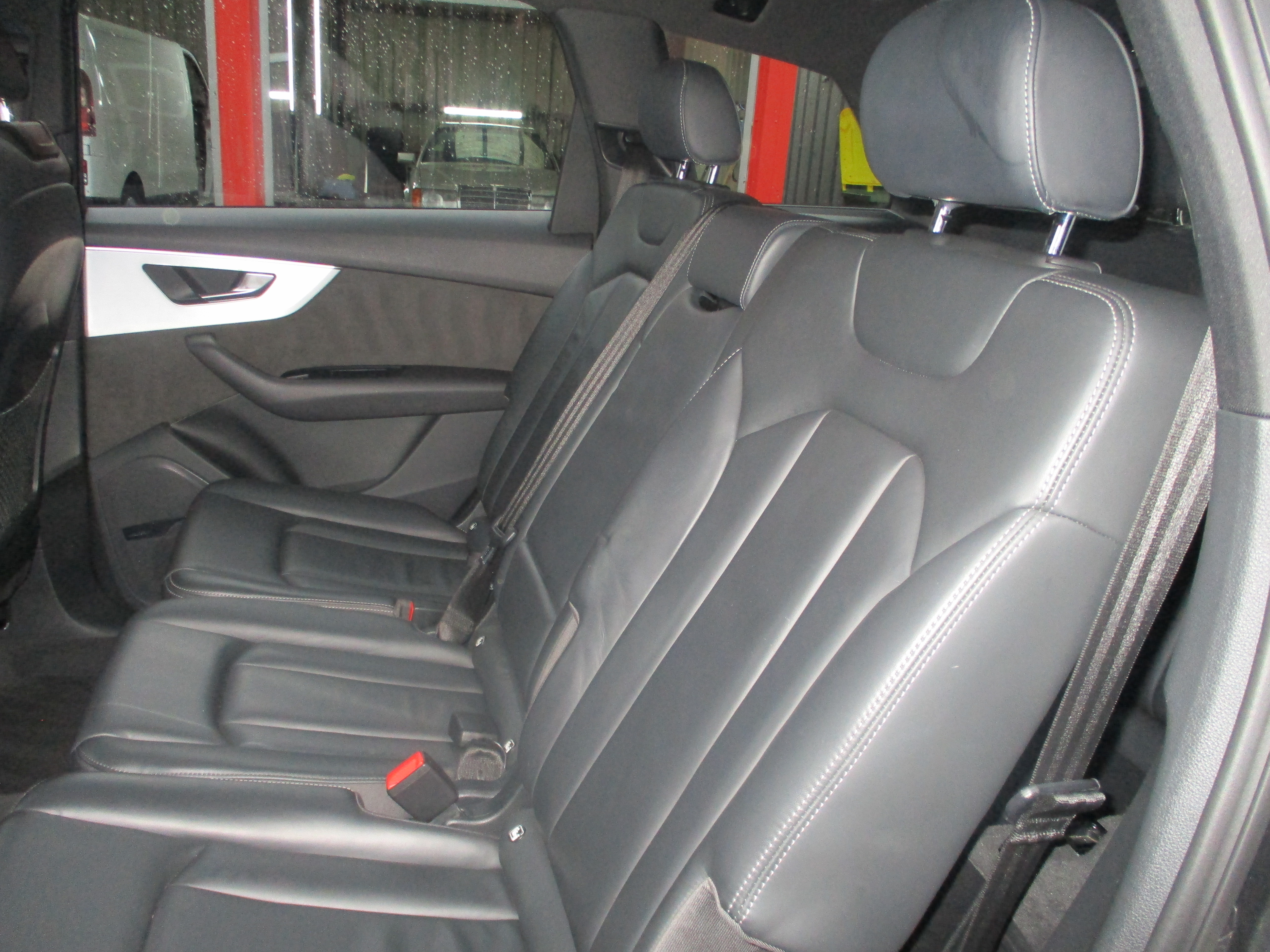 Audi Q7 50 TDi S Line Quattro 7 Seater 4x4 (FULL SERVICE HISTORY) Private Plate Coming Off!