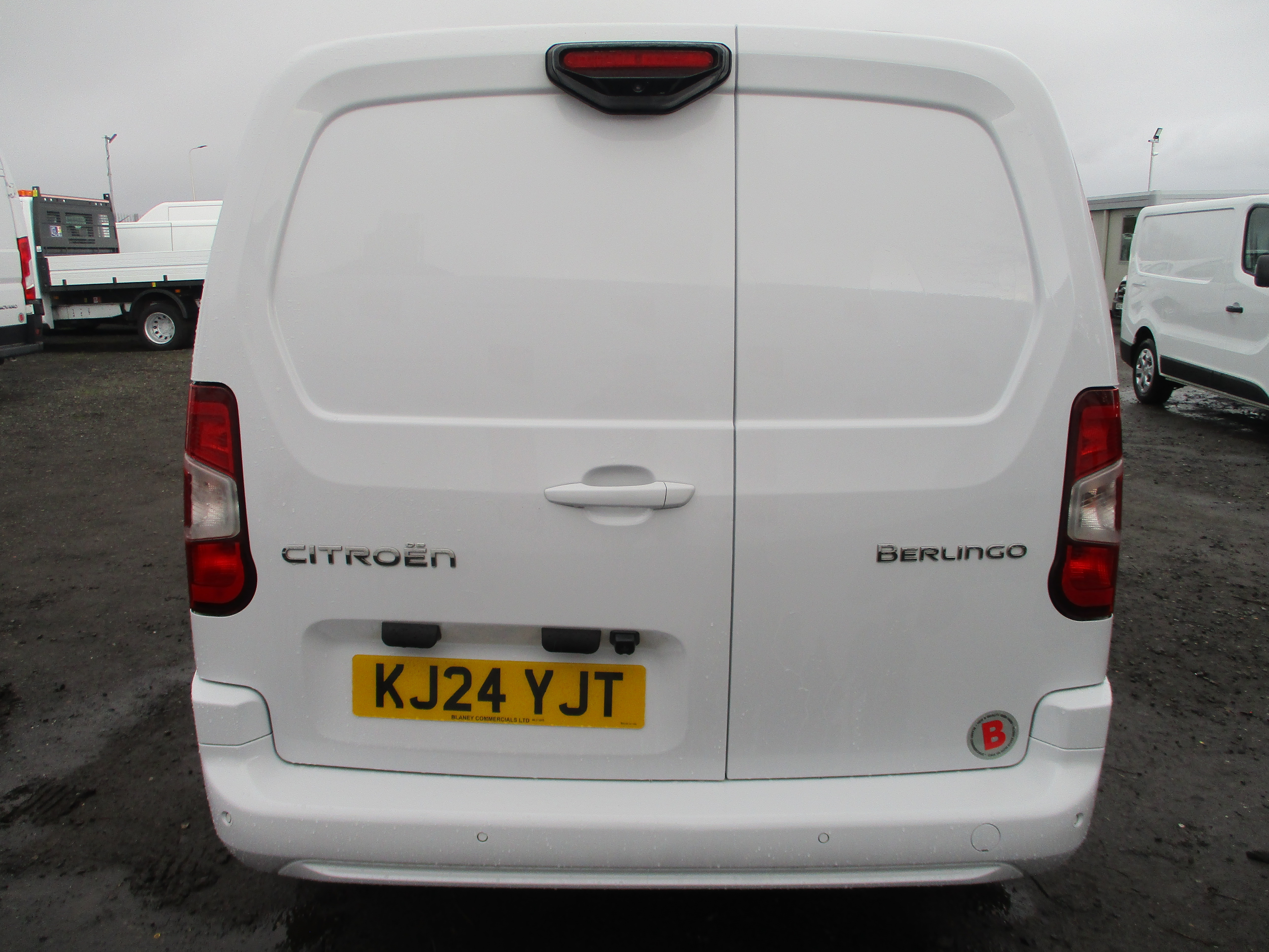 Citroen Berlingo XL ( LWB ) 1.5 Blue HDi 100PS Driver Van (NICE SPEC INCLUDING AIR CON)