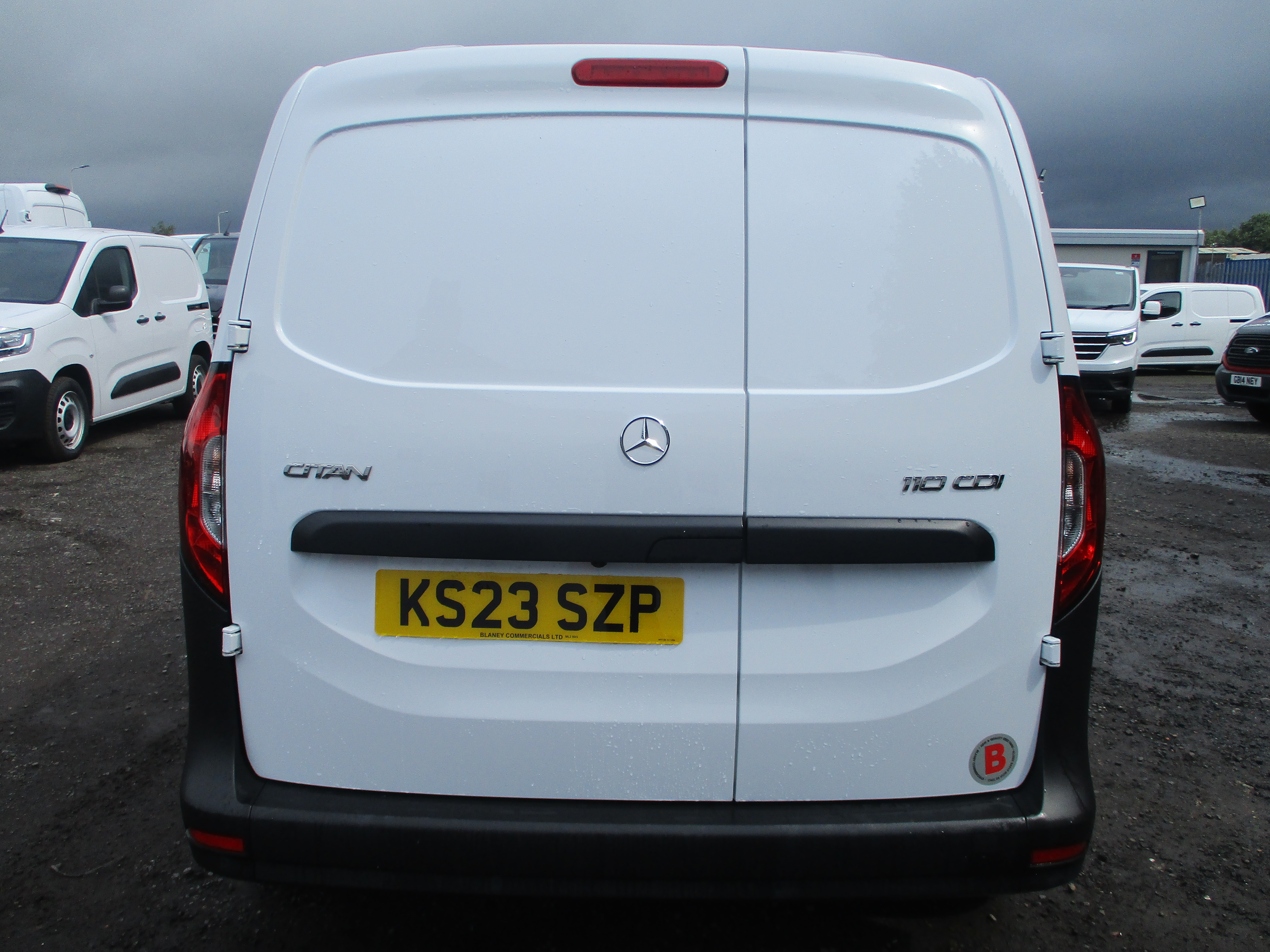 Mercedes Benz Citan L1 110CDi Progressive Van (NICE SPEC Including Air Con, Rear Camera, Parking Sensors & More...)