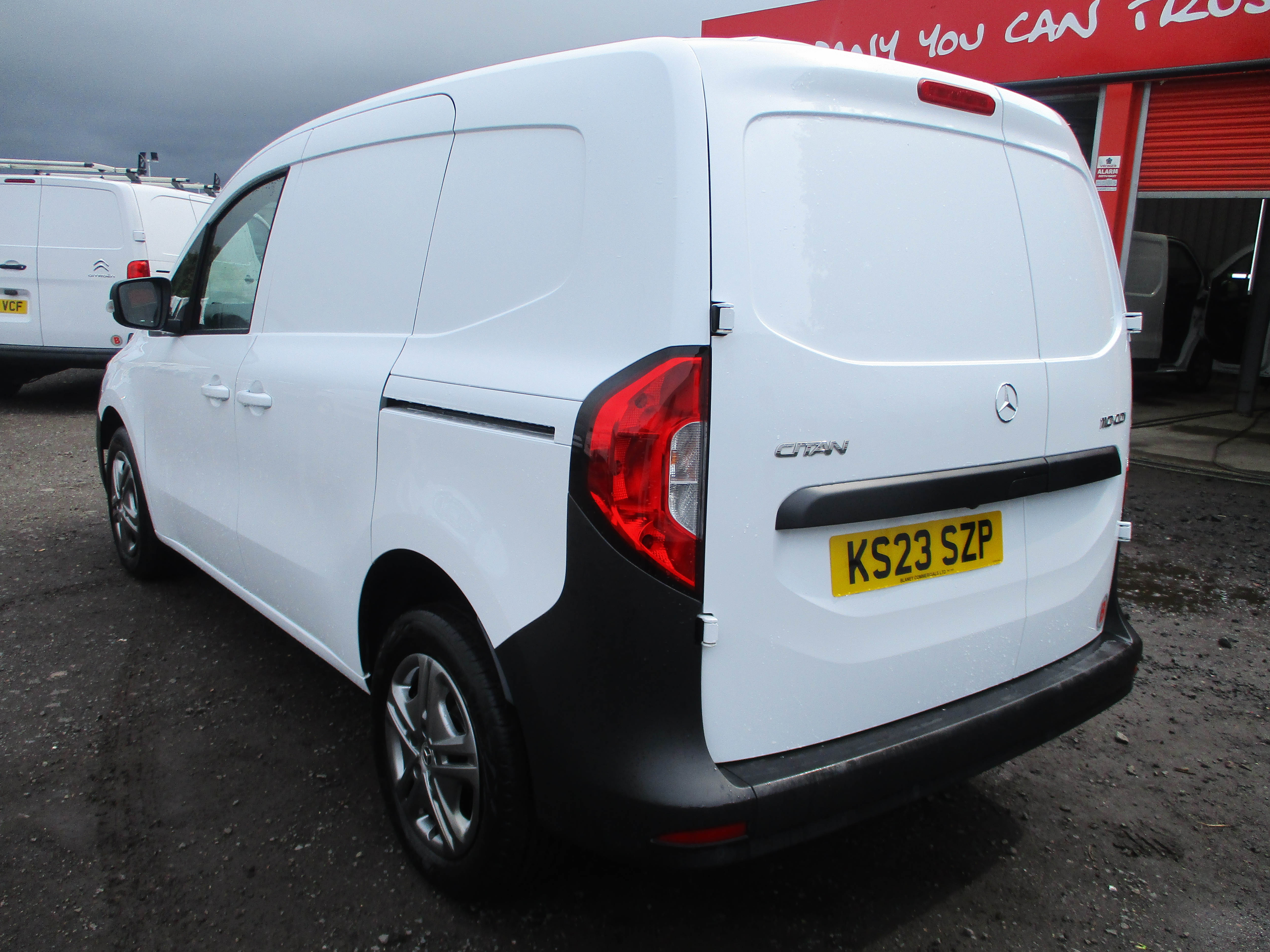 Mercedes Benz Citan L1 110CDi Progressive Van (NICE SPEC Including Air Con, Rear Camera, Parking Sensors & More...)