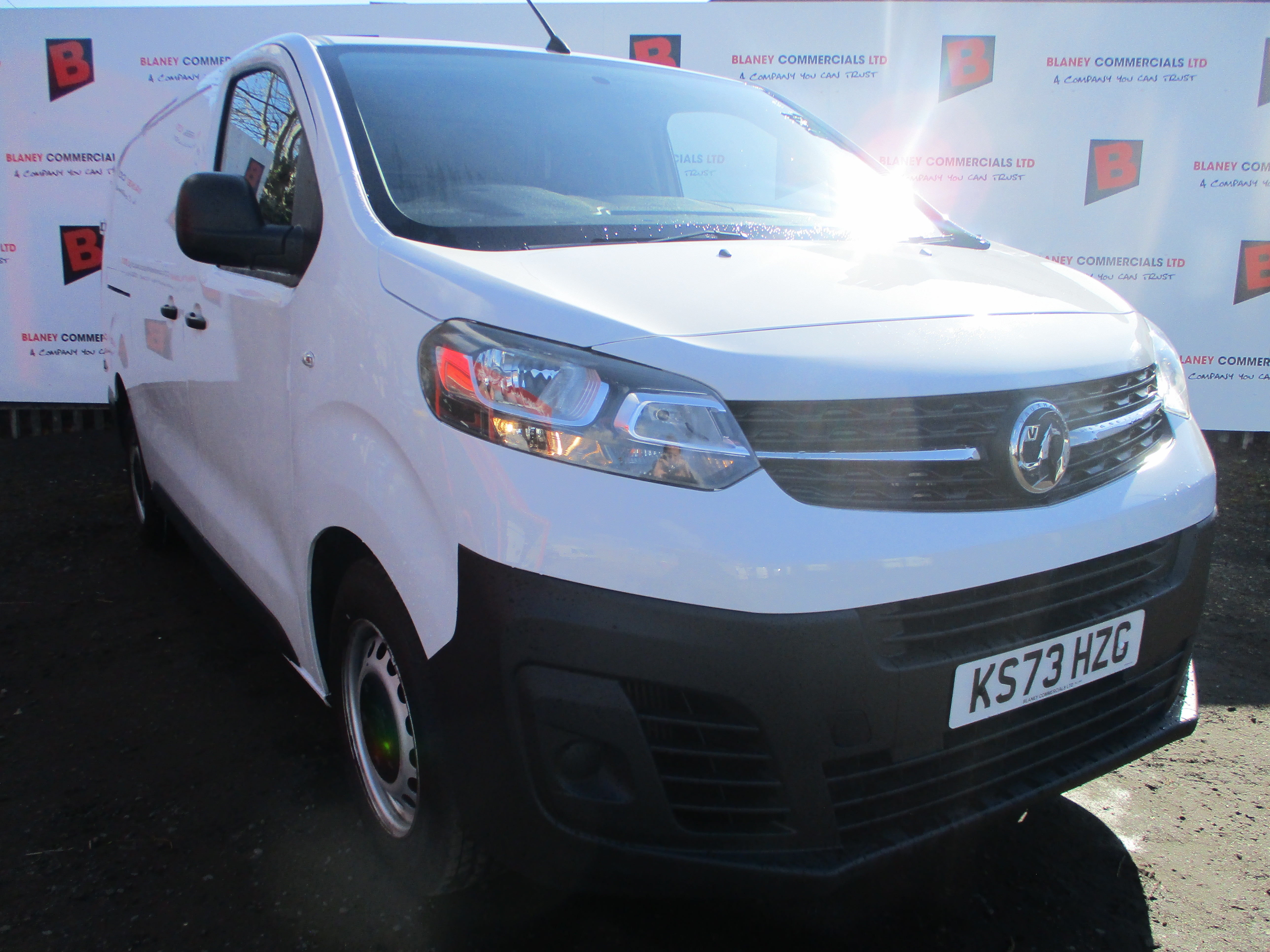 Vauxhall Vivaro 2900 L2 (LWB) 1.5d 100PS Prime Van