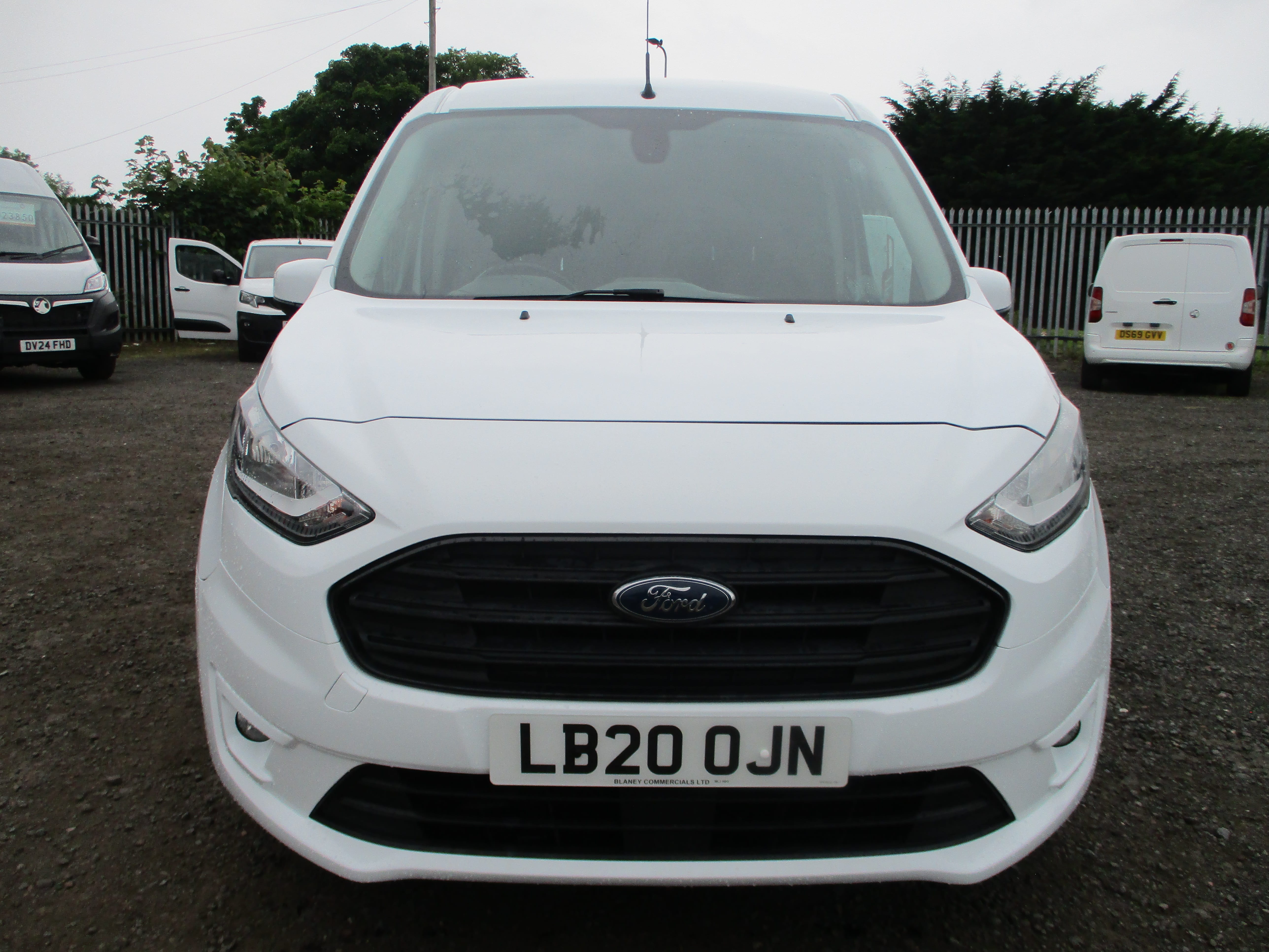 Ford Connect 240 L2 1.5 EcoBlue 120PS Limited 5 Seat CREWVAN ( REDUCED !!! )