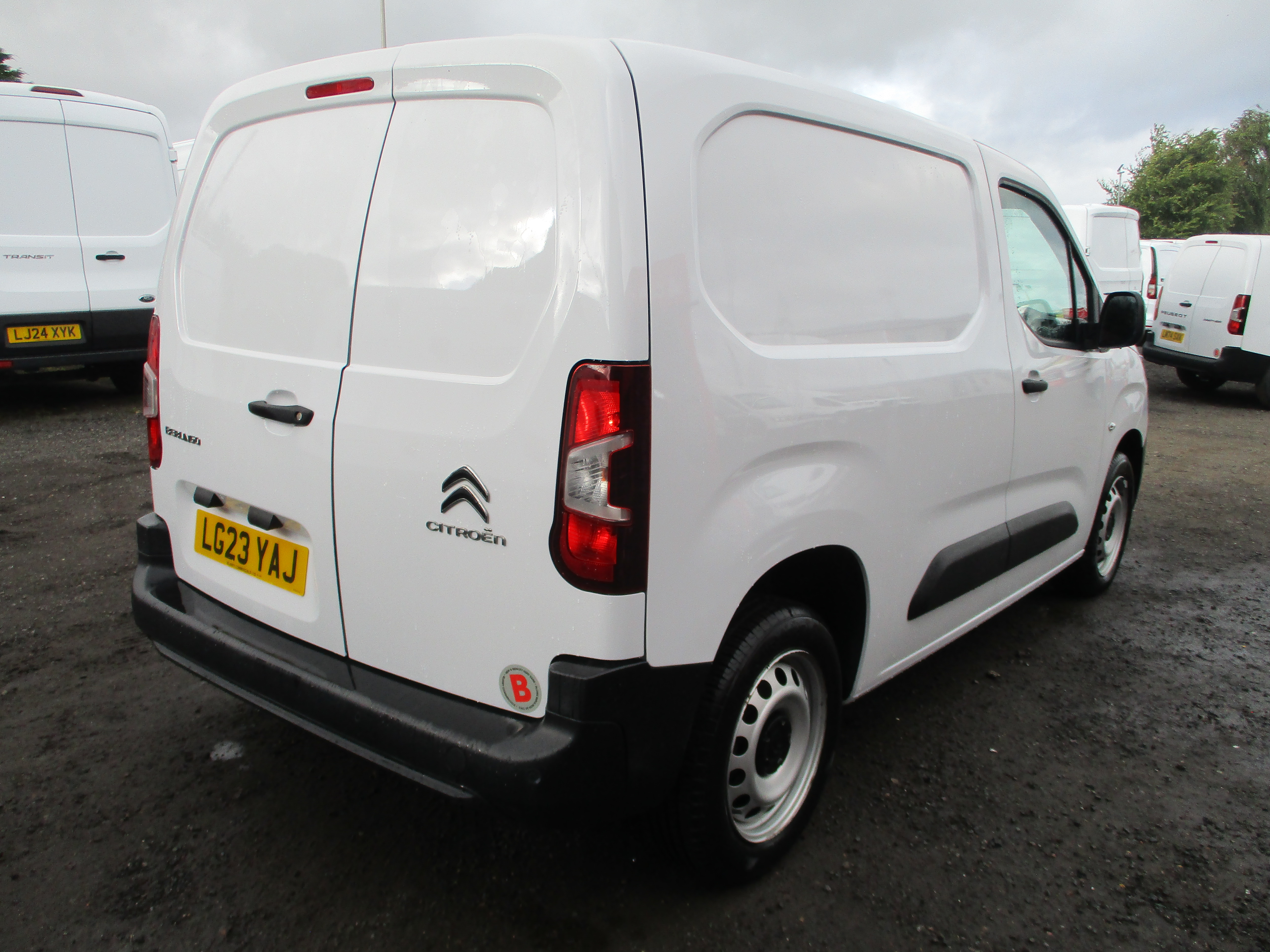 Citroen Berlingo M 1.5 BlueHDi 1000kg 100PS Enterprise Pro (ONE OWNER FROM NEW !!)
