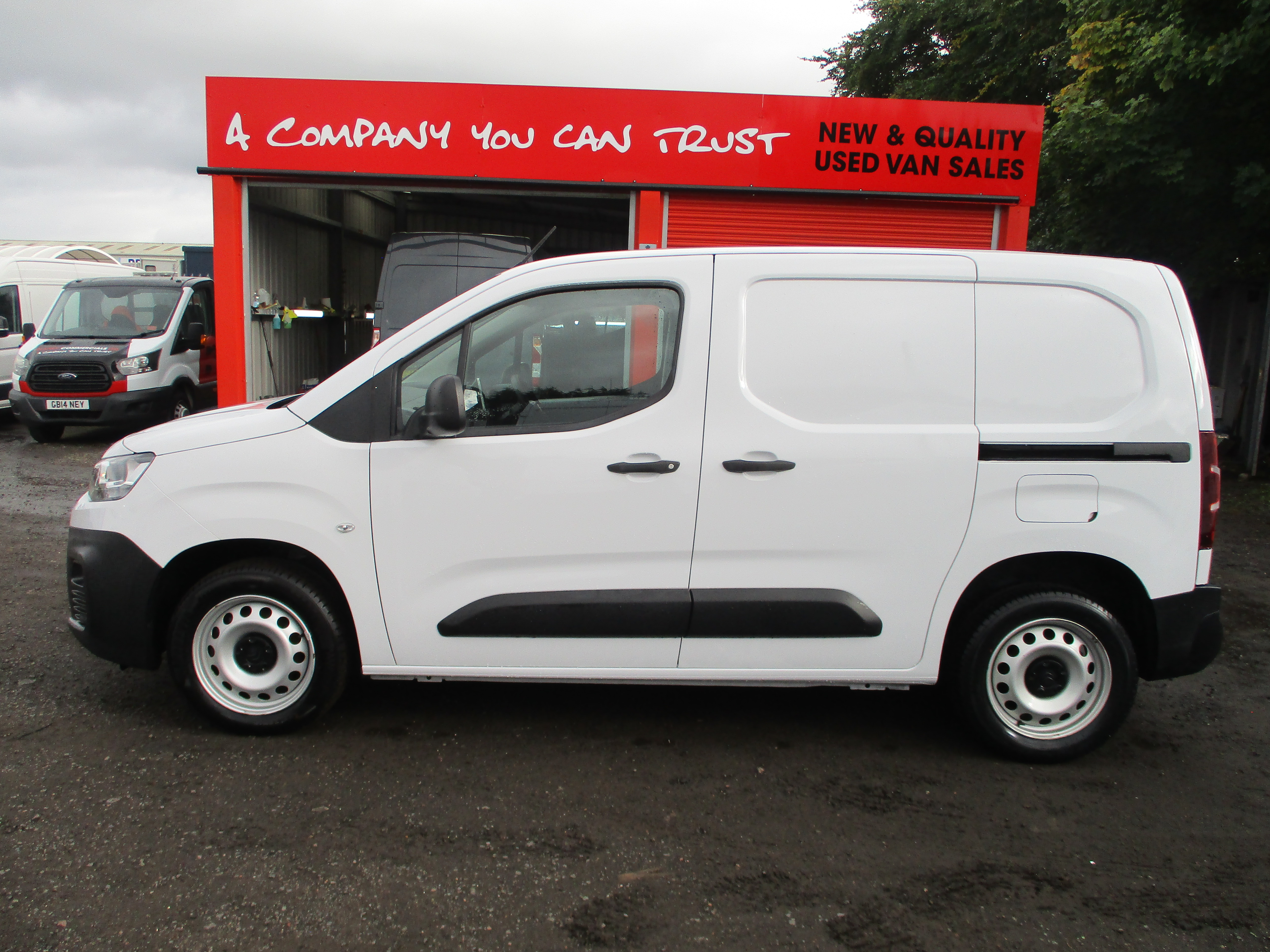 Citroen Berlingo M 1.5 BlueHDi 1000kg 100PS Enterprise Pro (ONE OWNER FROM NEW !!)