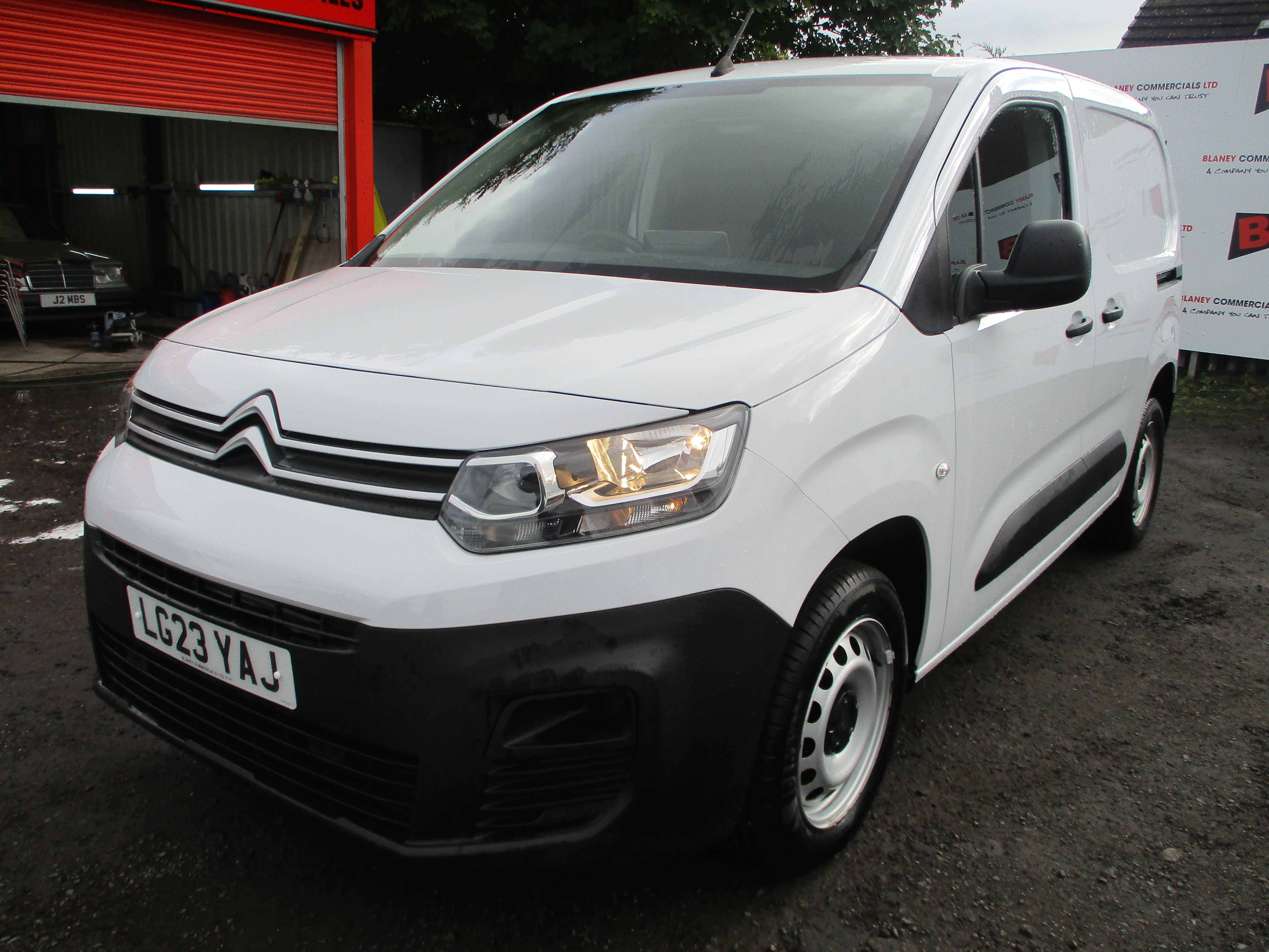 Citroen Berlingo M 1.5 BlueHDi 1000kg 100PS Enterprise Pro (ONE OWNER FROM NEW !!)