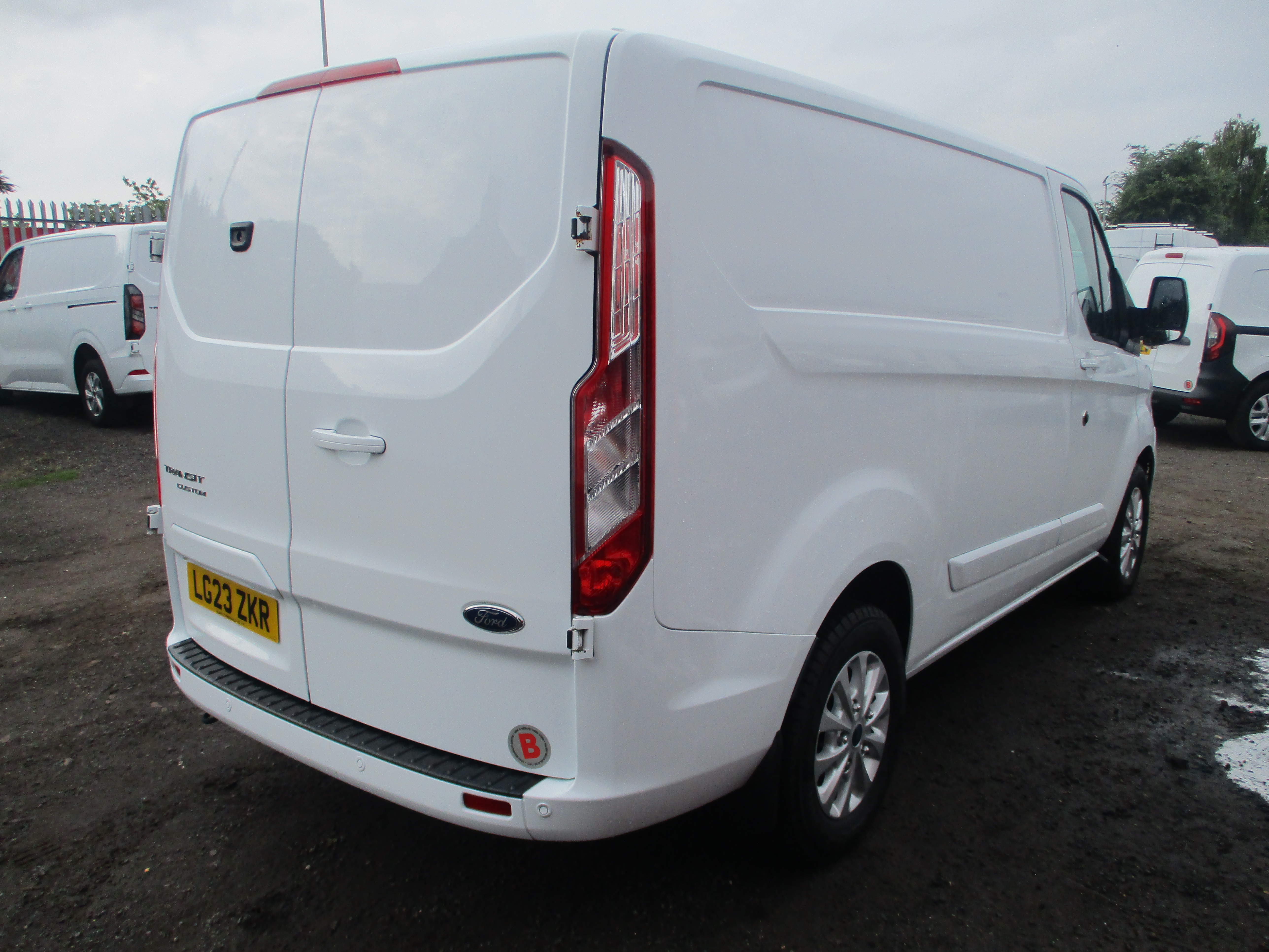 Ford Custom 300 L1H1 2.0 EcoBlue 130PS Limited Van (ONE OWNER FROM NEW)