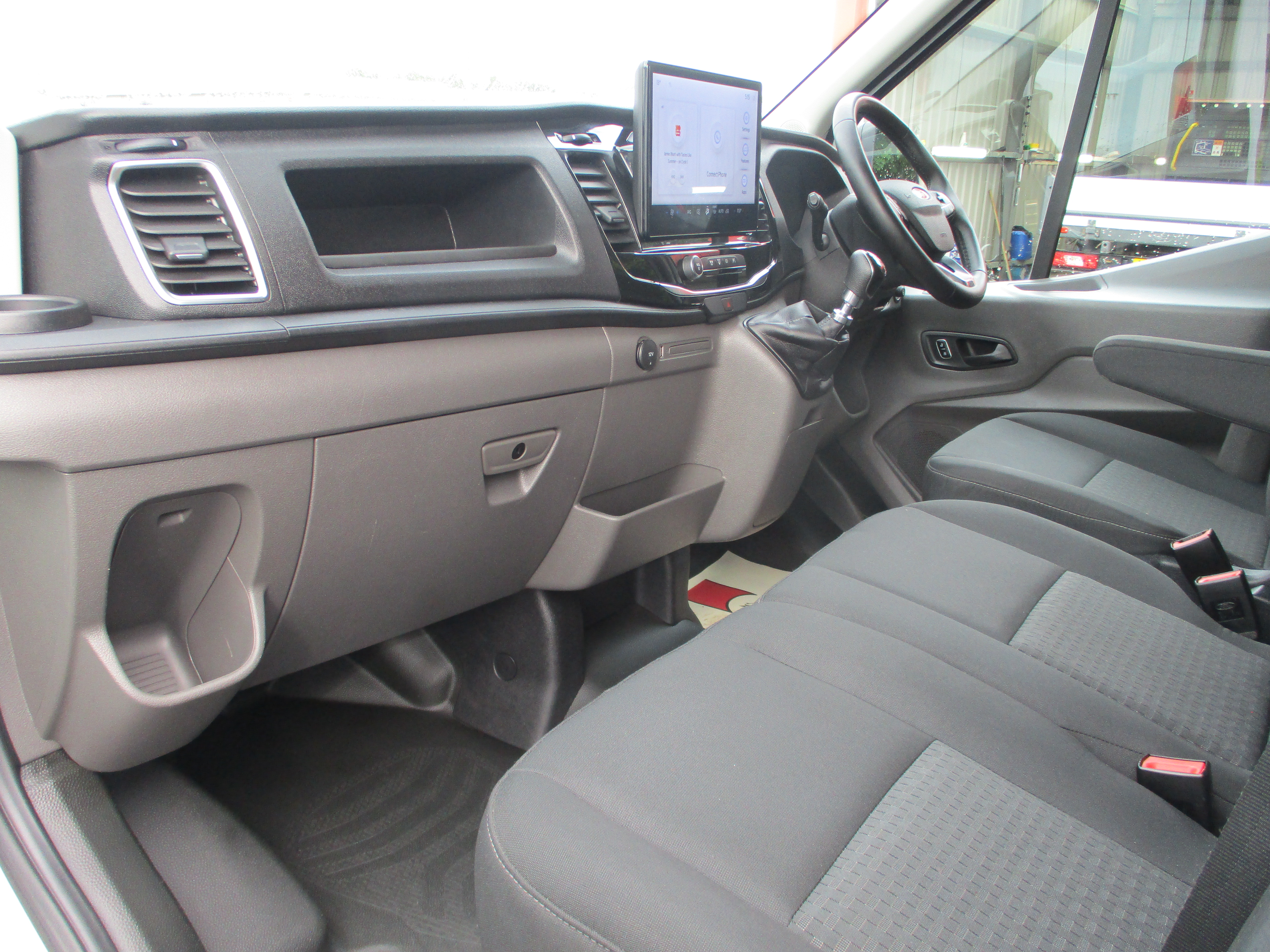 Ford Transit 350 L3H2 2.0 EcoBlue 130PS Trend DCIV (6 Seater Factory Crewvan) Stunning Van with AIR CON