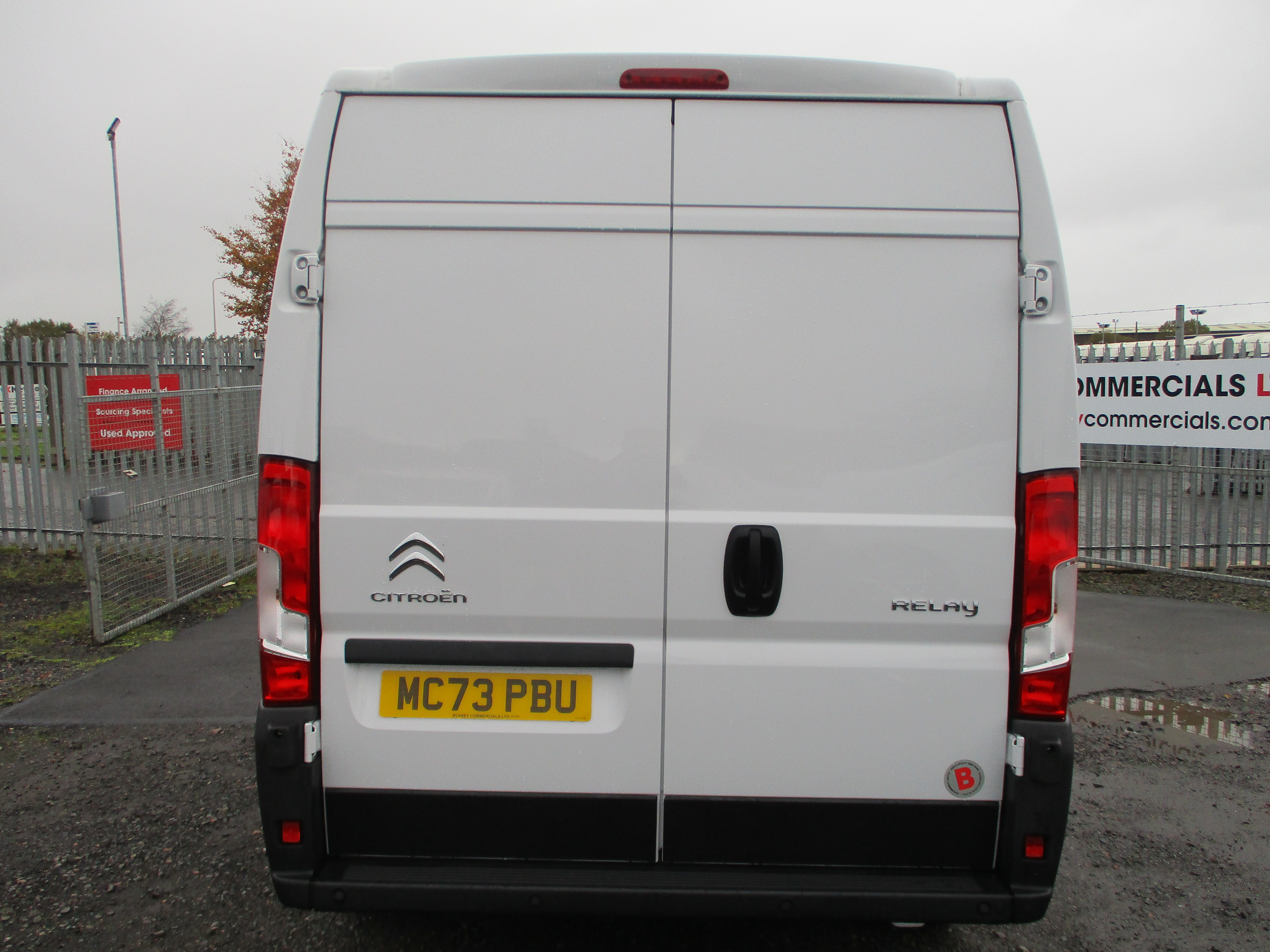 Citreon Relay 35 2.2 BlueHDi 140PS L3H2 LWB Medium Roof Enterprise Edition  (Pre Reg Van with Delivery Miles)