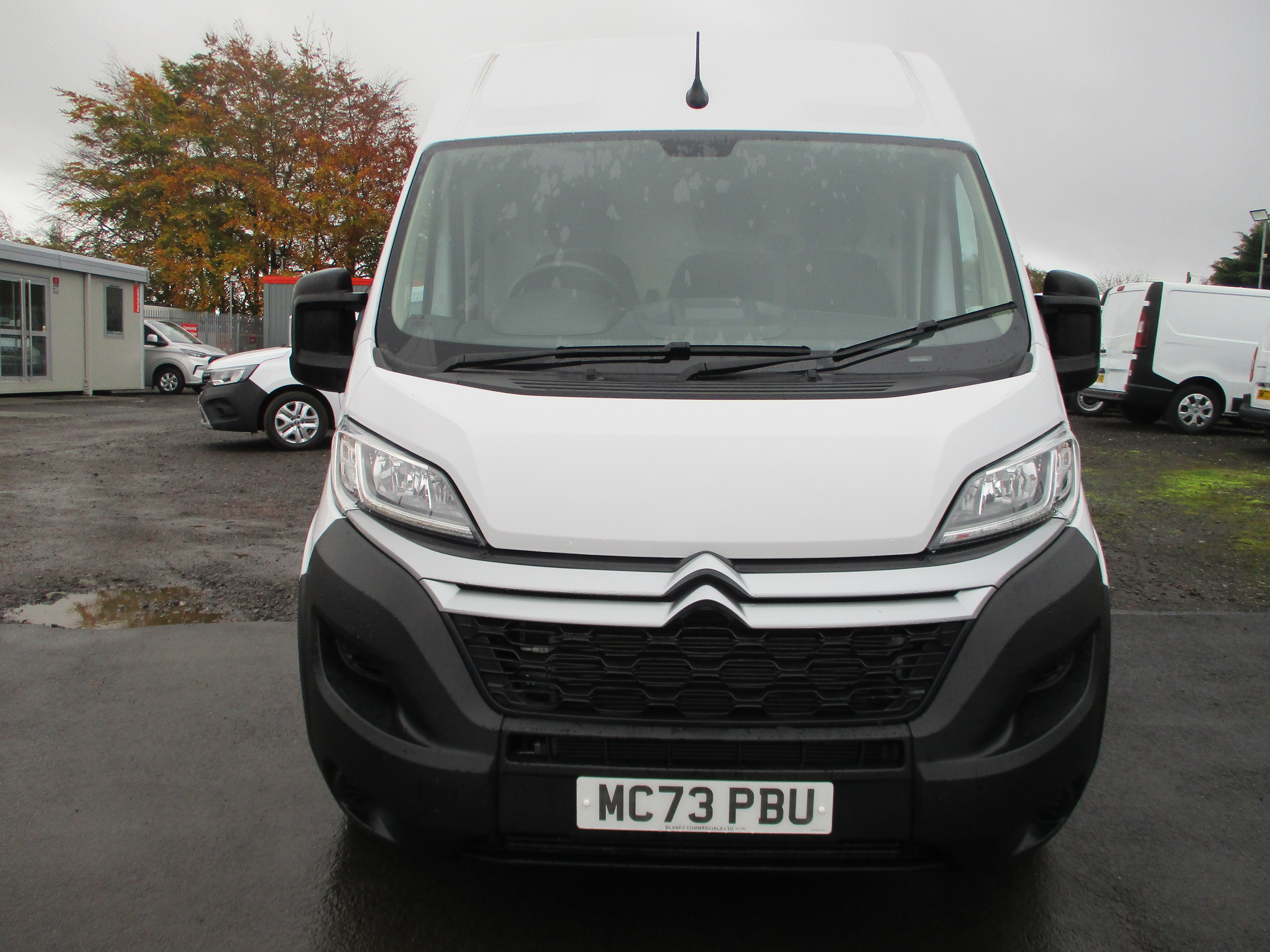 Citreon Relay 35 2.2 BlueHDi 140PS L3H2 LWB Medium Roof Enterprise Edition  (Pre Reg Van with Delivery Miles)