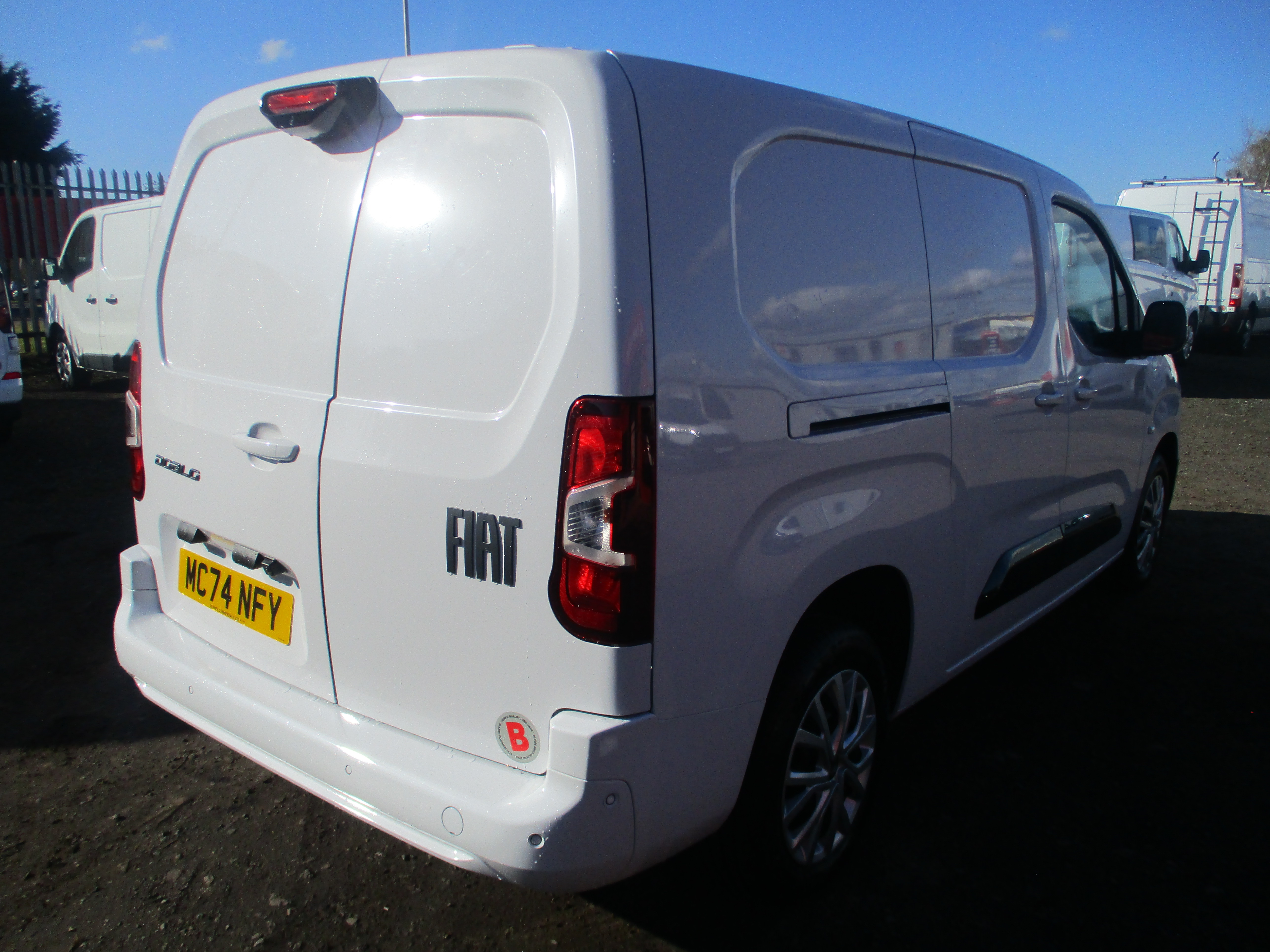 FIAT Doblo L2 (LWB) 1.5 Multijet 100PS PRIMO Van, BIG spec (COVERED ONLY 3,000 MILES)