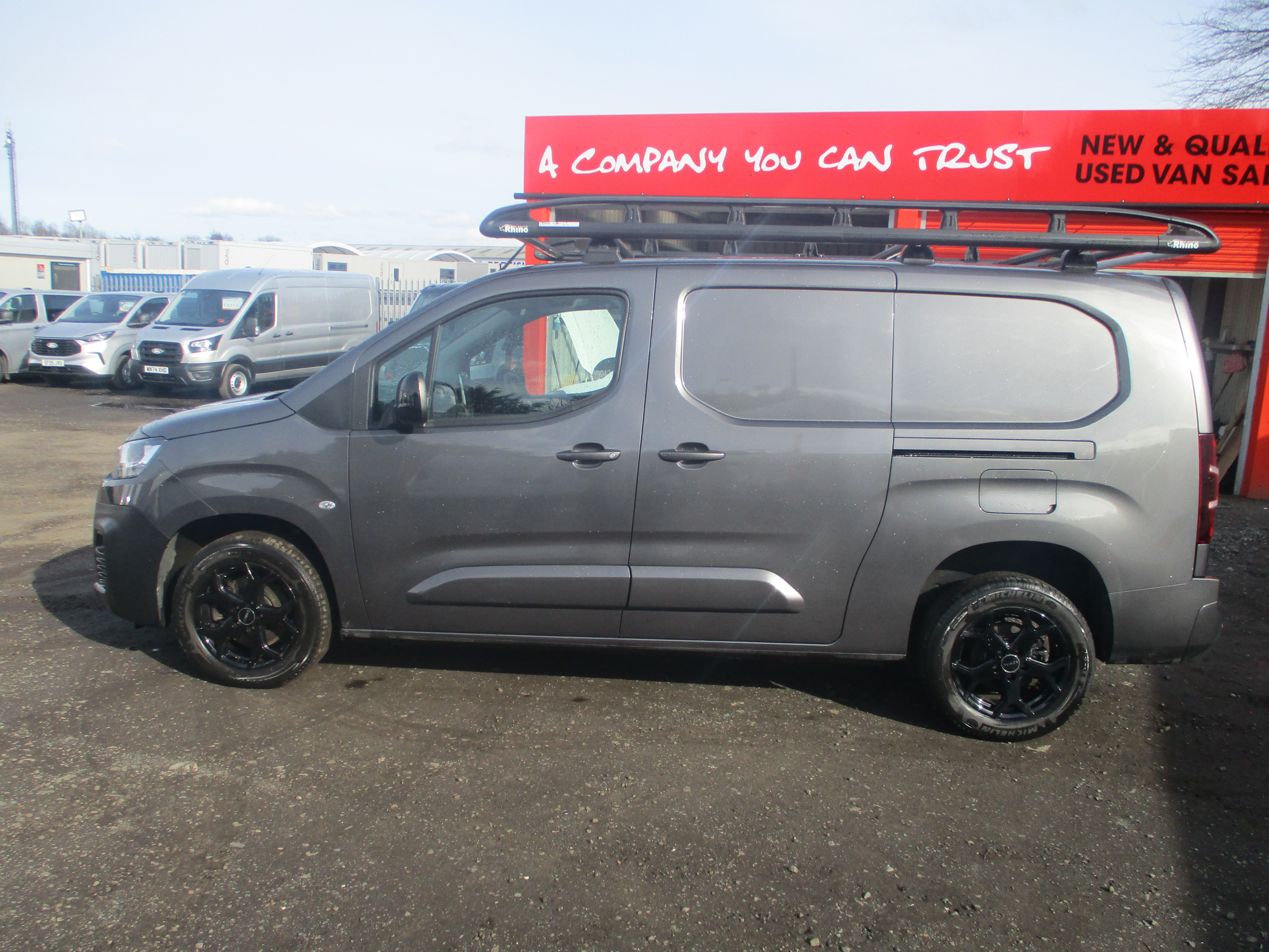 Citroen Berlingo XL (LWB) 1.5 BlueHDi 130PS EAT8 AUTO Driver Edition Van (FULL ROOF RACK CAN BE REMOVED ON REQUEST)